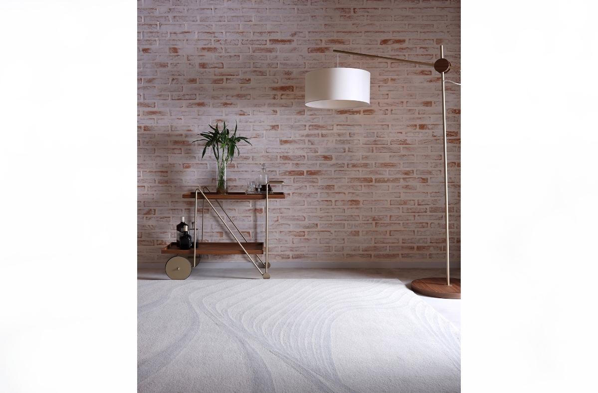 „Oscar“-Teppich, inspiriert von Oscar Niemeyer (Handgefertigt) im Angebot