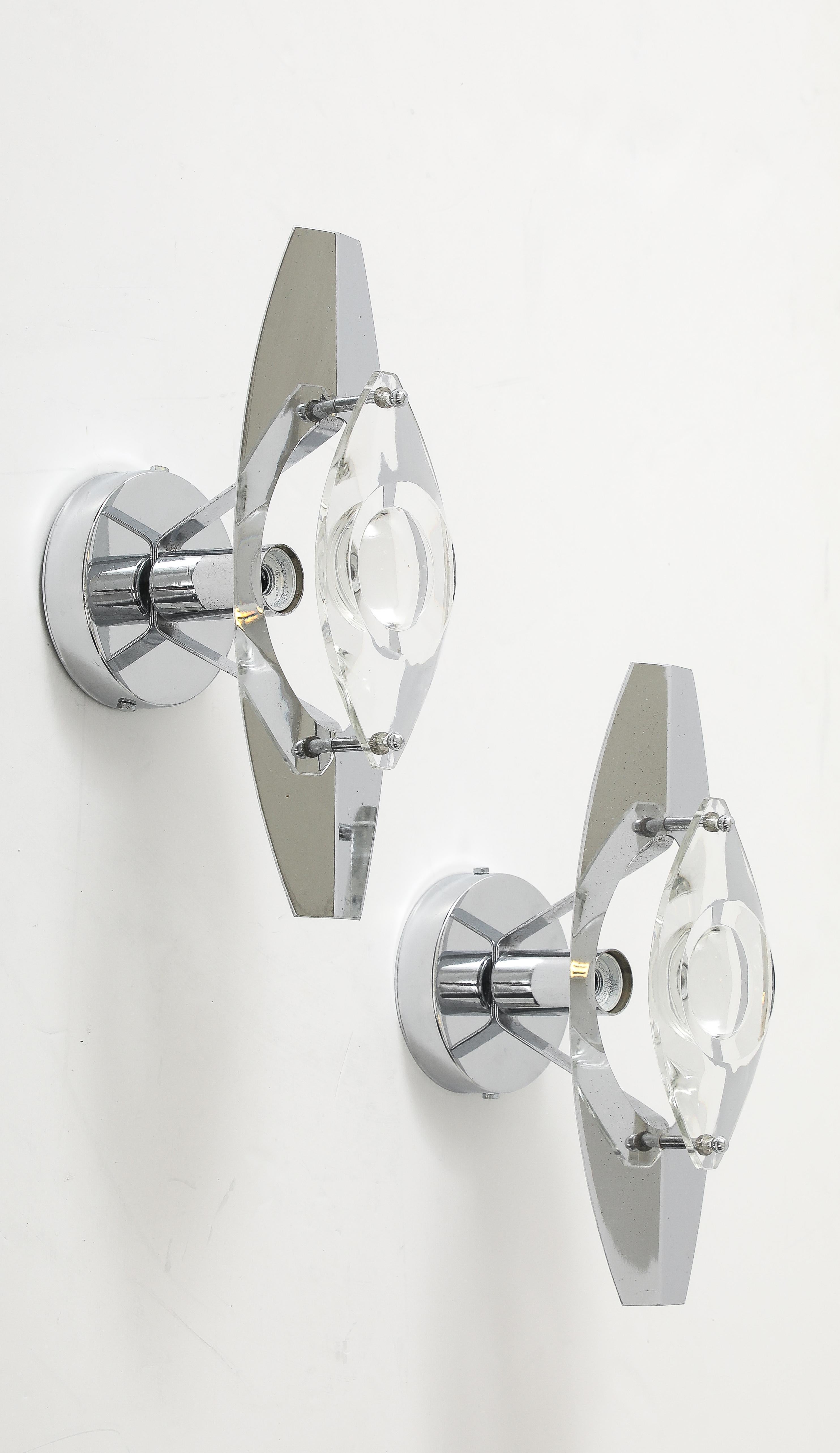 Oscar Tolasco Optic Lens Sconces In Good Condition For Sale In New York, NY