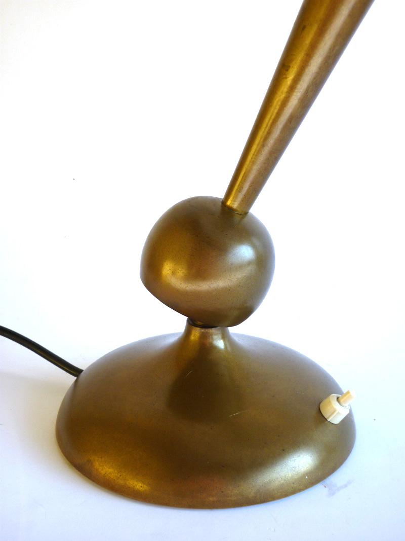 Mid-Century Modern Lampe de bureau en laiton Oscar Torlasco par Lumi, design italien du milieu du siècle dernier, années 1950 en vente