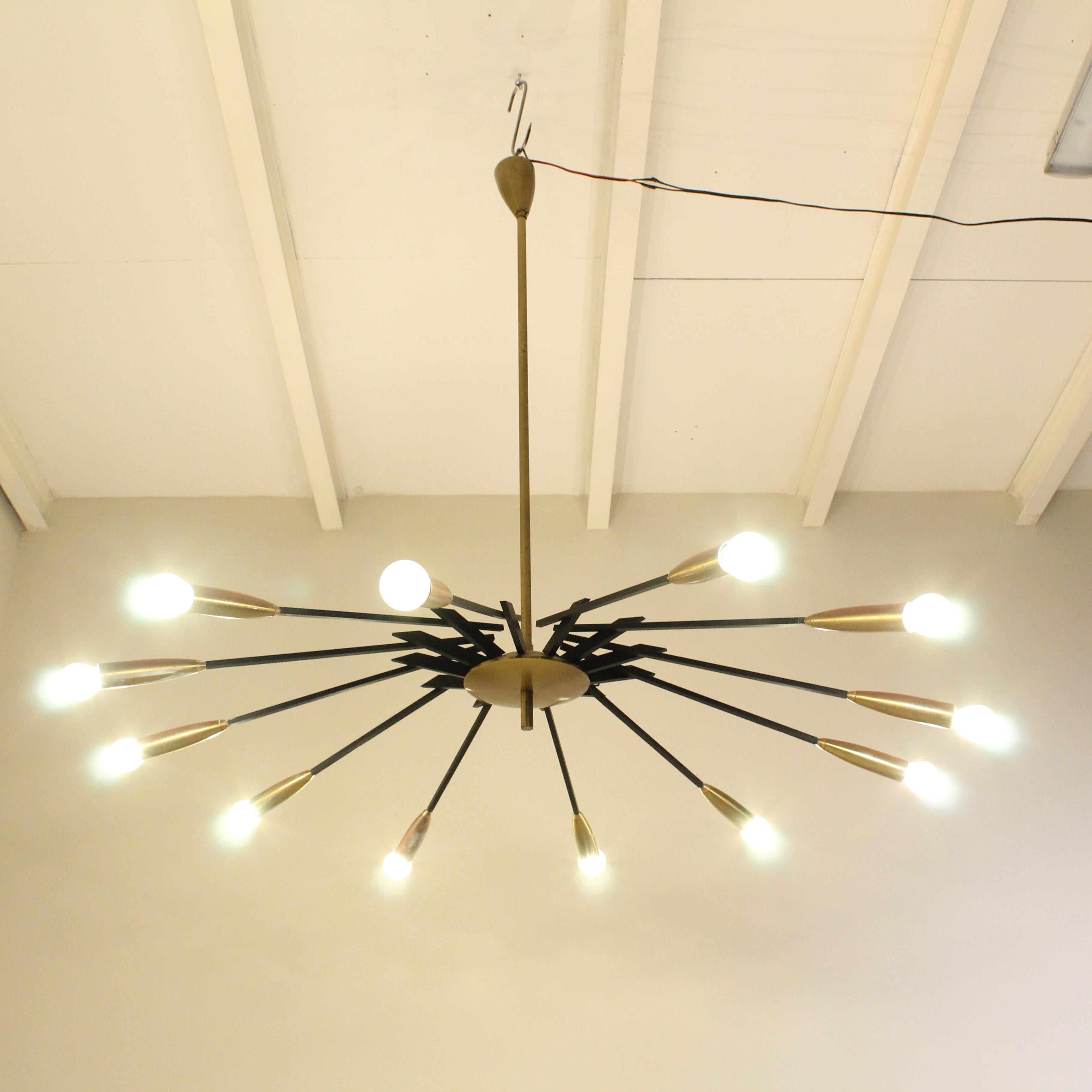 Oscar Torlasco ceiling lamp, Brass and metal  For Sale 3