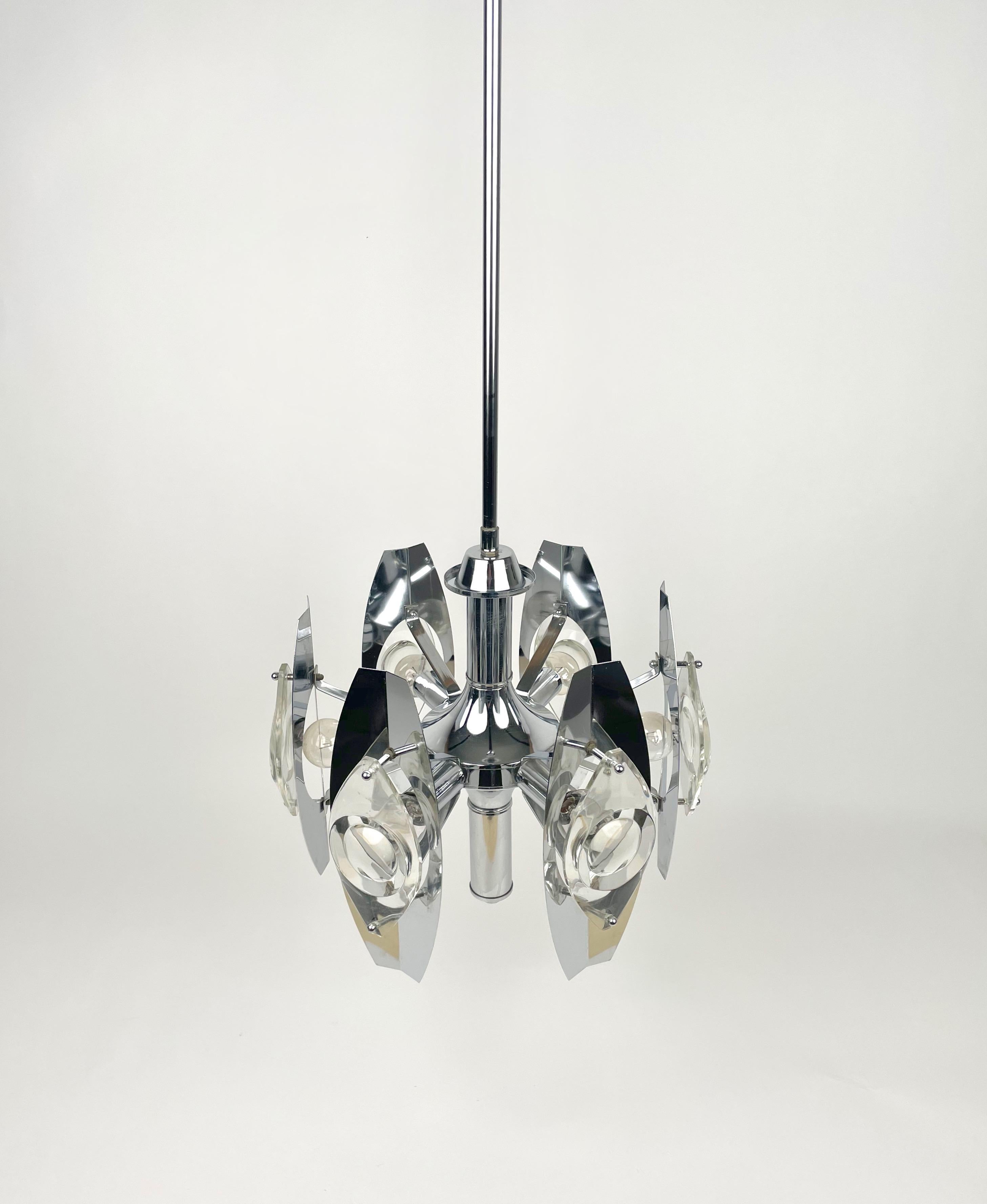 Mid-Century Modern Oscar Torlasco Lampe lustre à six lumières en verre chromé, Italie, années 1960 en vente