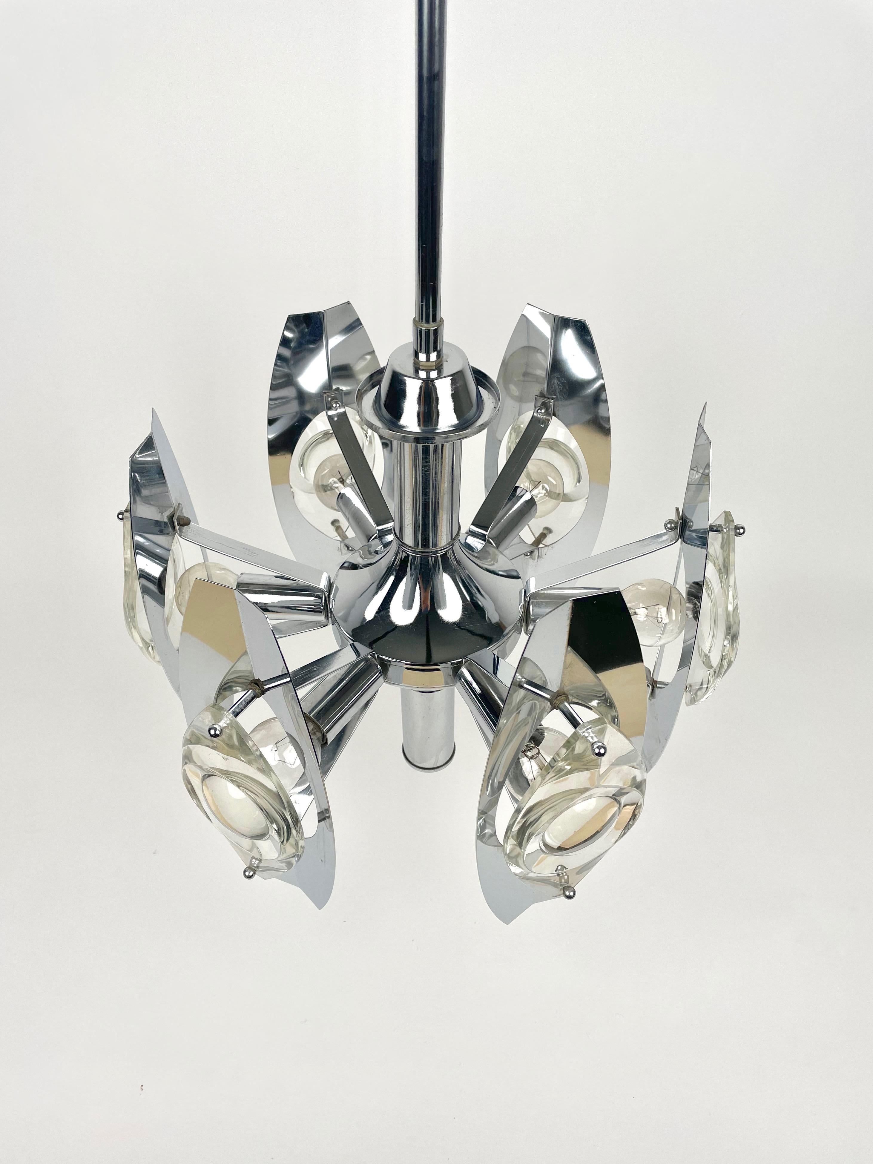 Oscar Torlasco Chrome Glass Lens Six Lights Chandelier Lamp, Italy, 1960s In Good Condition For Sale In Rome, IT