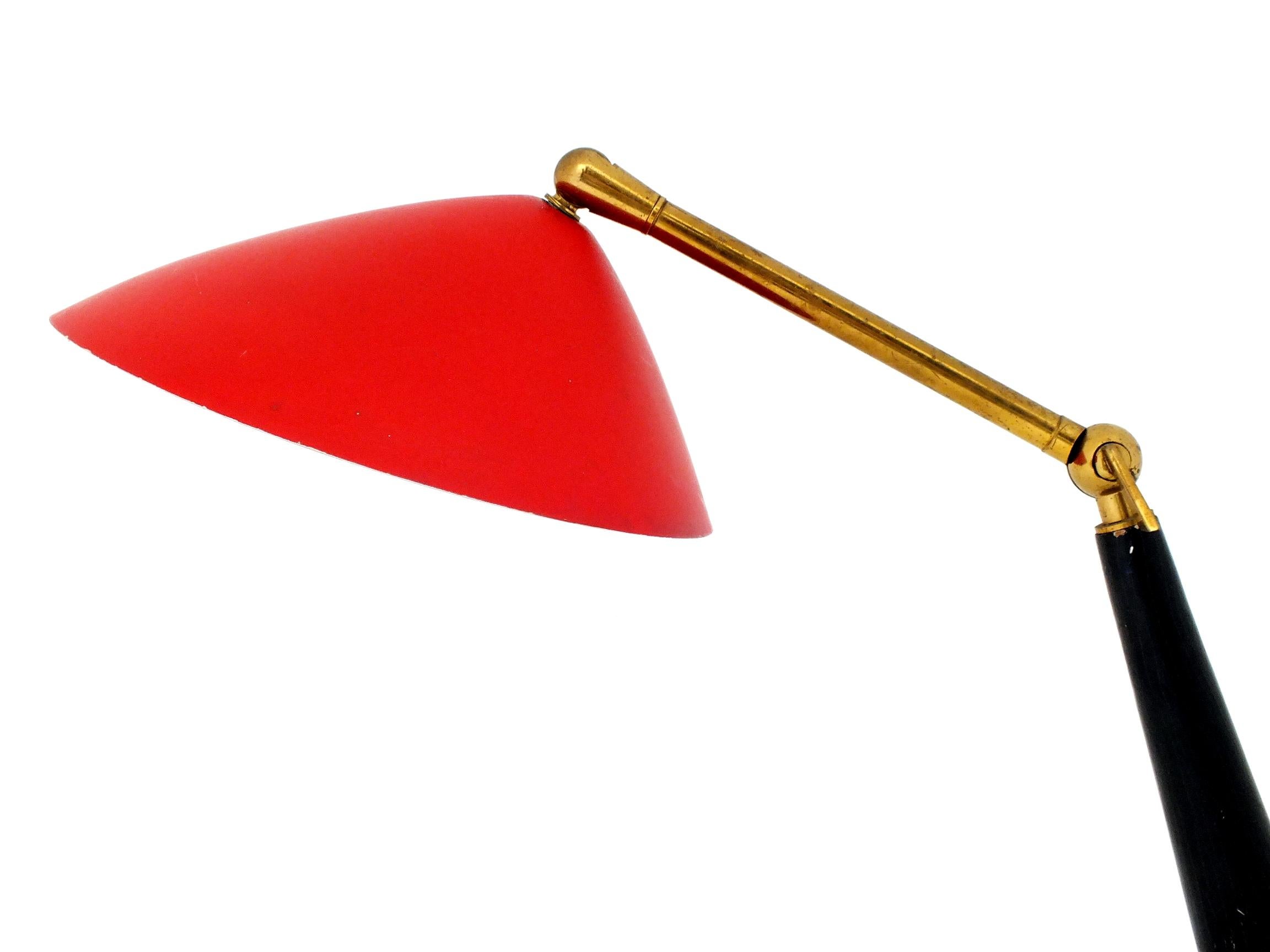 Oscar Torlasco Design pour Stilux Italie dans les années 55 - Une des deux lampes de bureau rouges en vente 3