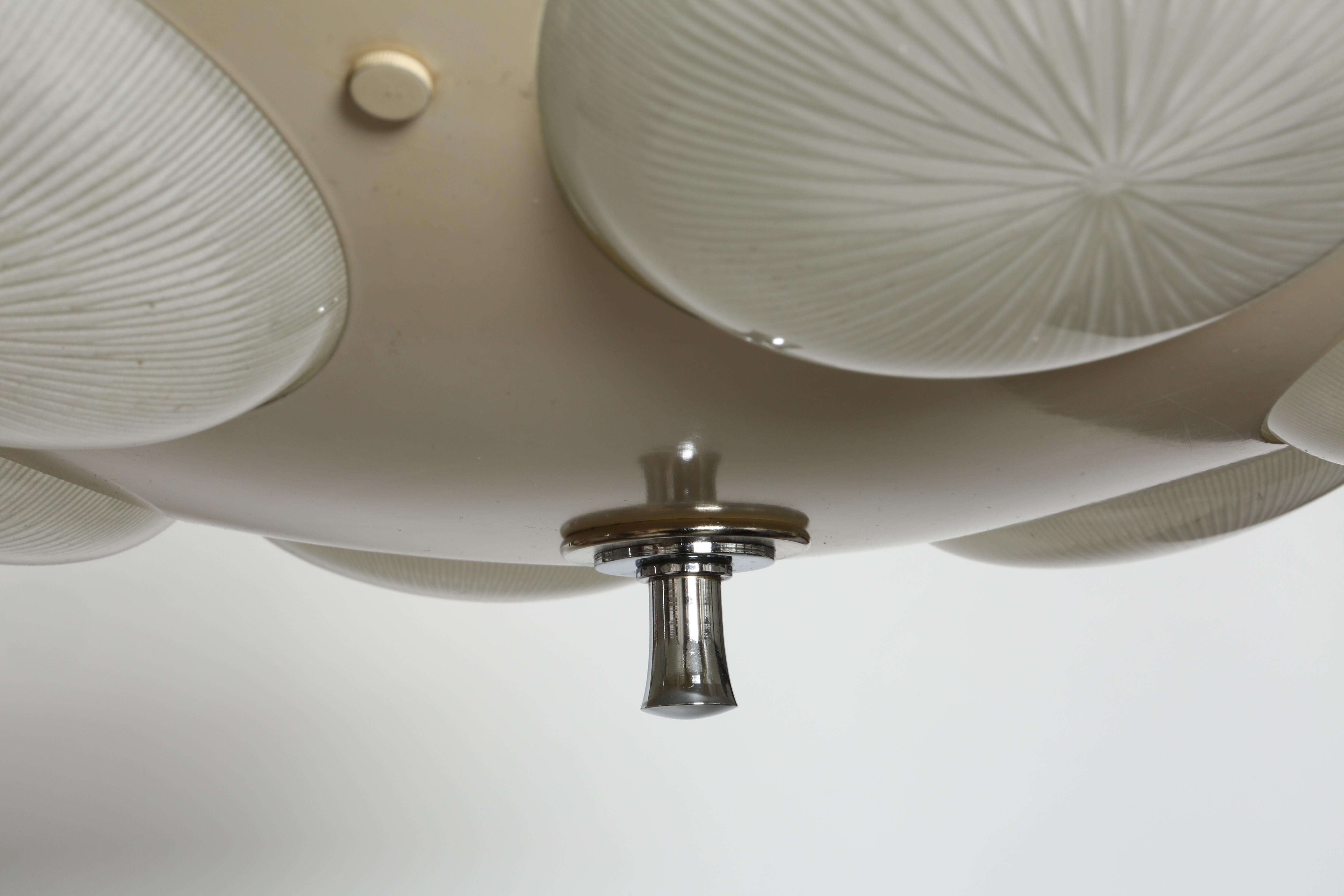 Oscar Torlasco for Lumi attributed ceiling suspension For Sale 4