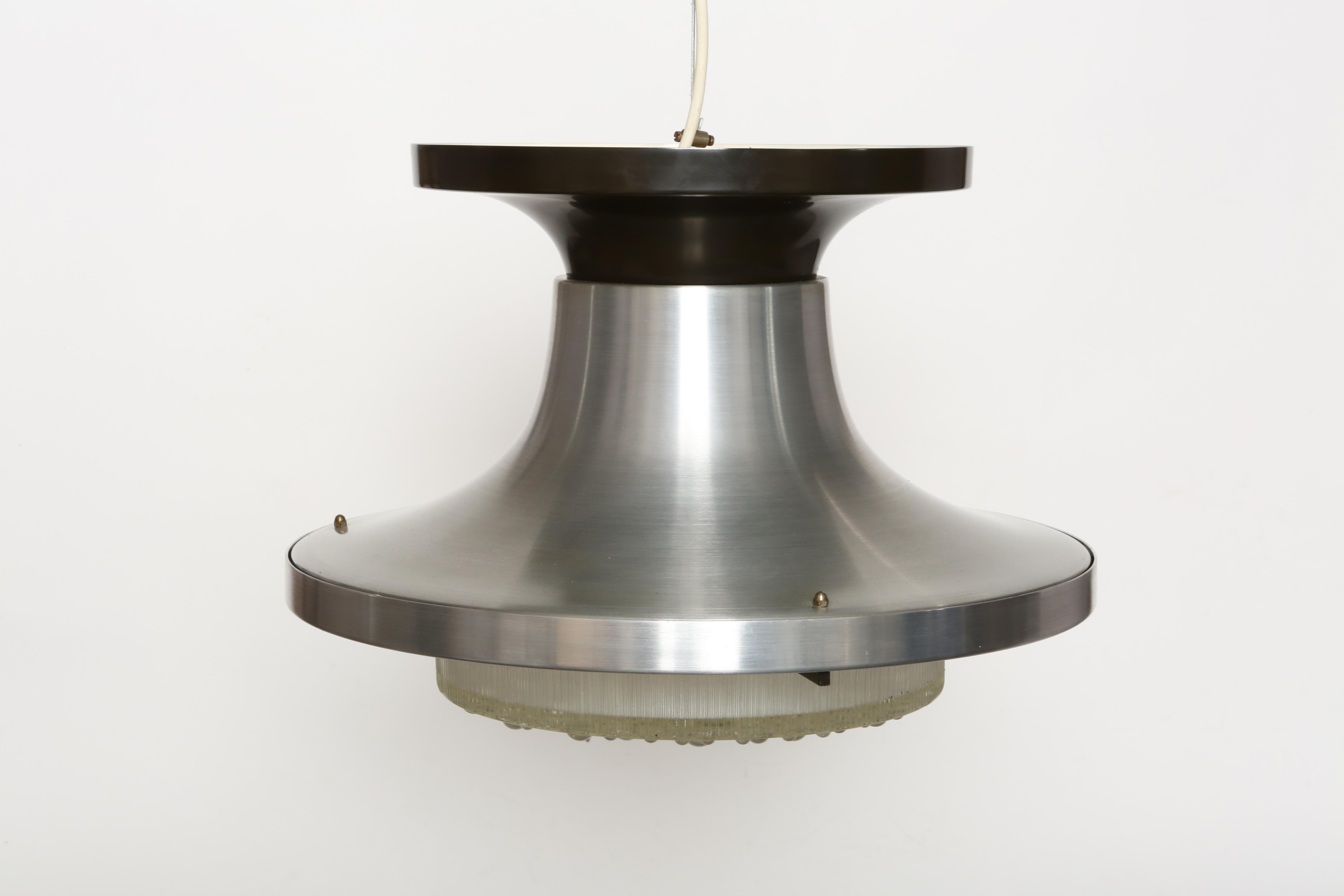 Enameled Oscar Torlasco for Lumi Milano ceiling suspension, Italy circa 1960s For Sale