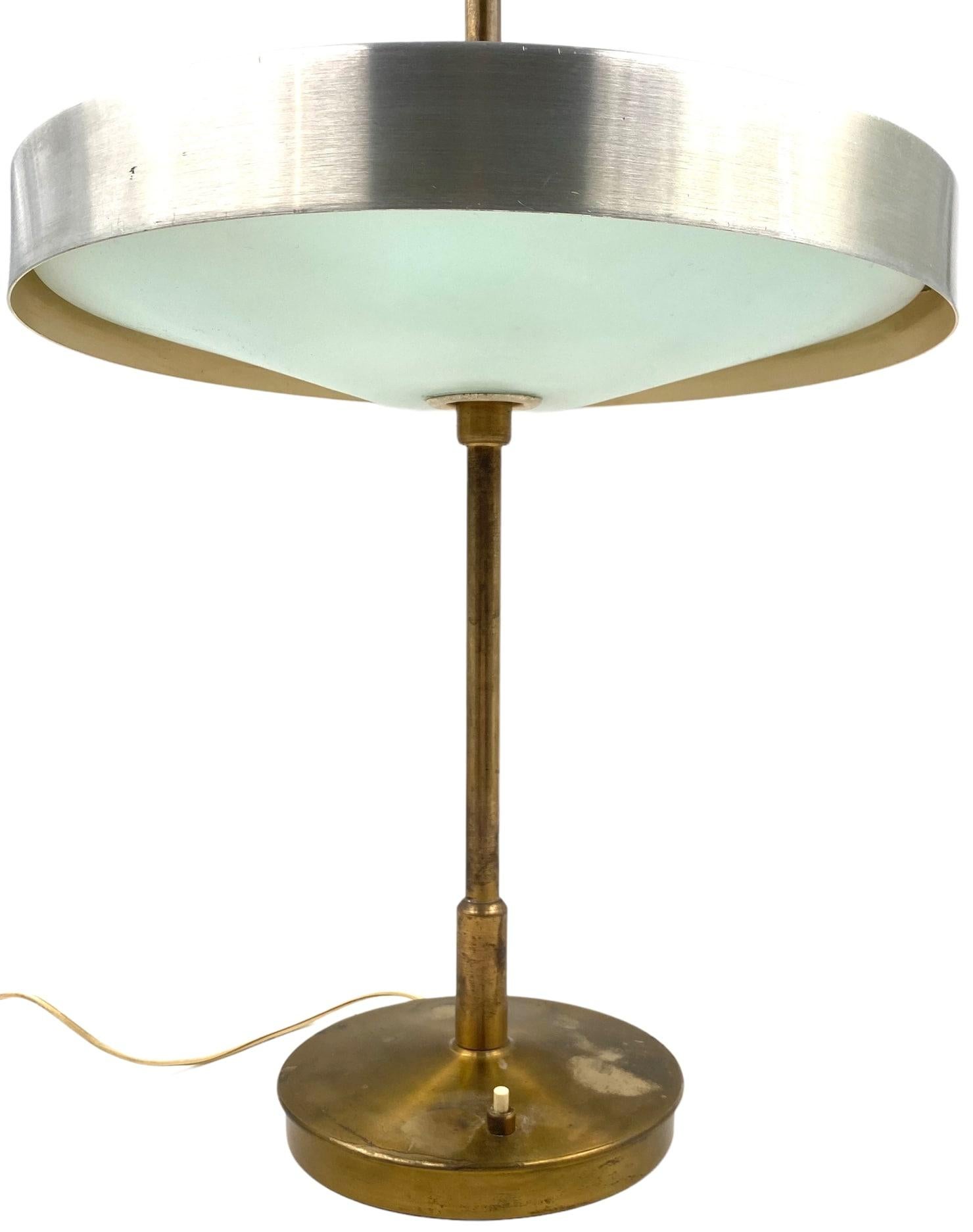 Oscar Torlasco, Important Brass and Glass Table / Desk Lamp, Prod. Lumi, 1960 Ca For Sale 5