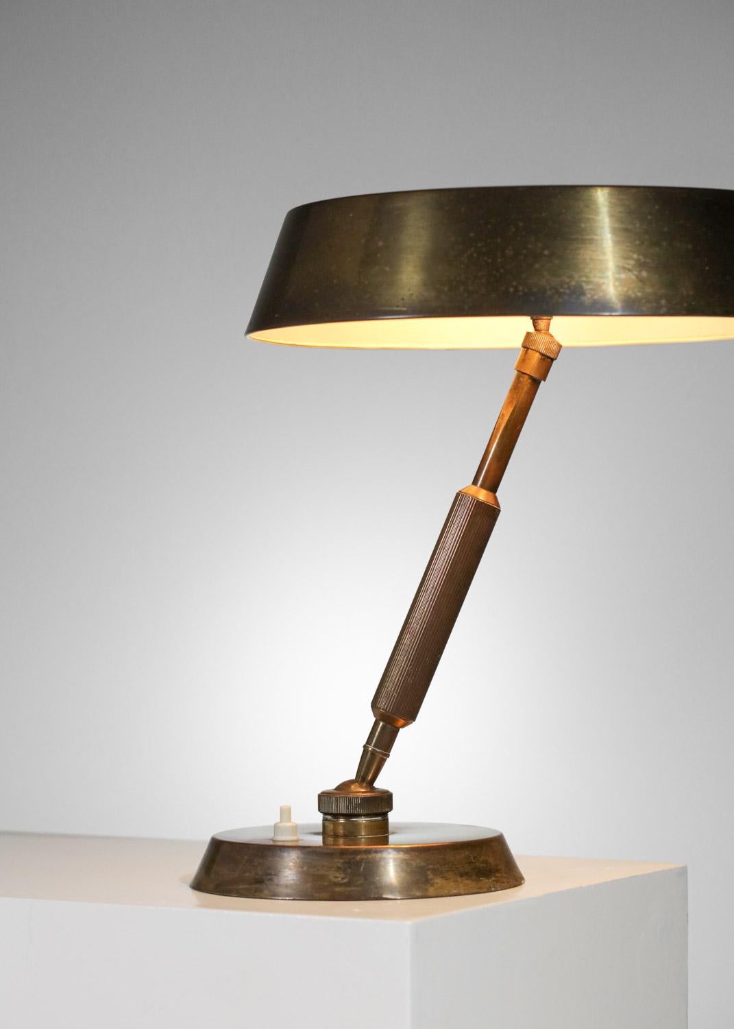 Oscar Torlasco Italian table lamp of the 60s in solid brass vintage  In Good Condition For Sale In Lyon, FR