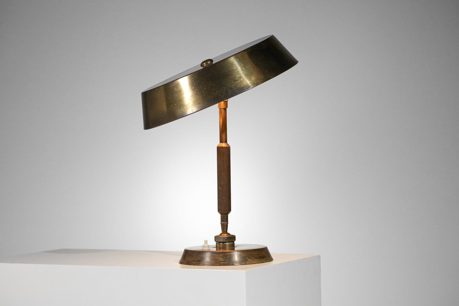 Lampe de table italienne Oscar Torlasco des années 60 en laiton massif vintage  en vente 1