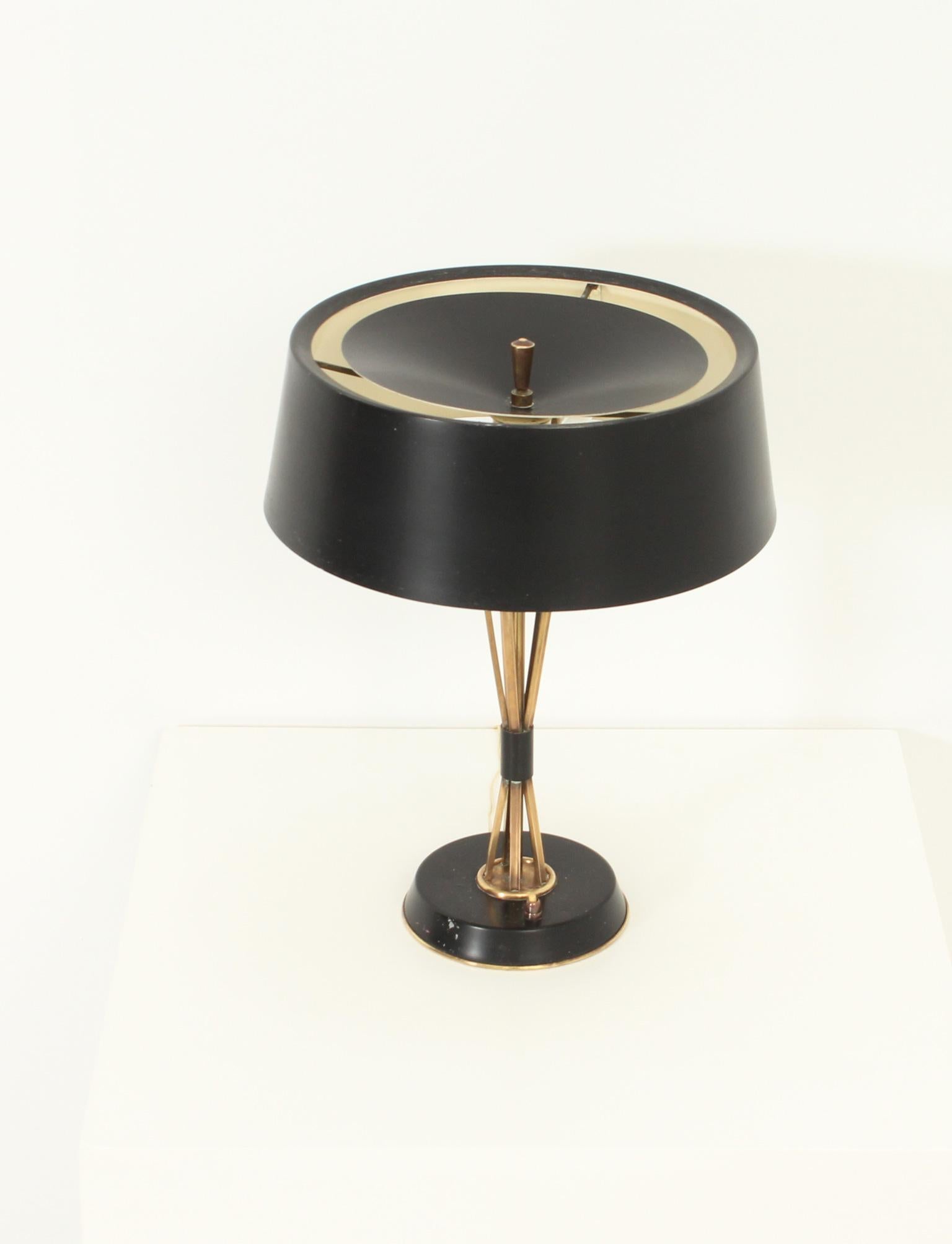 Oscar Torlasco Large Adjustable Table Lamp for Lumi, Italy In Good Condition In Barcelona, ES