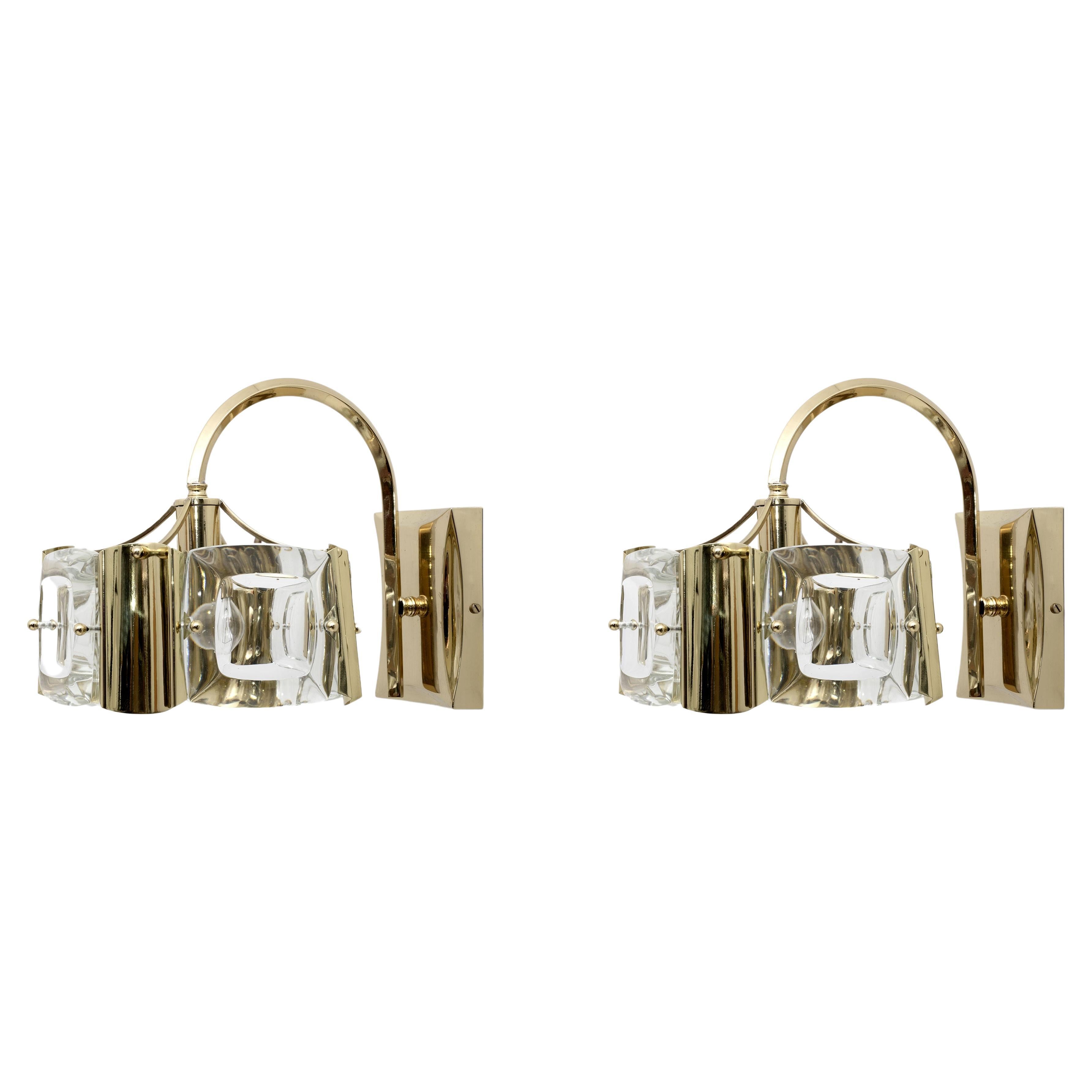 Oscar Torlasco Mid-Century Modern Italian Glass and Brass Sconces by Stilkronen For Sale