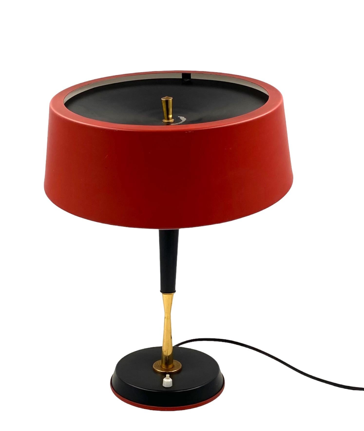 Oscar Torlasco, Mid-Century red table lamp, Lumi, Italy 1954 For Sale 3