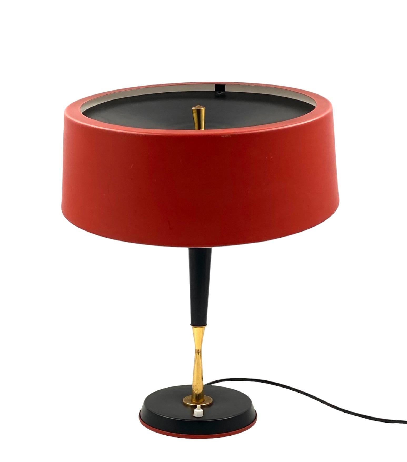 Oscar Torlasco, Mid-Century red table lamp, Lumi, Italy 1954 For Sale 4