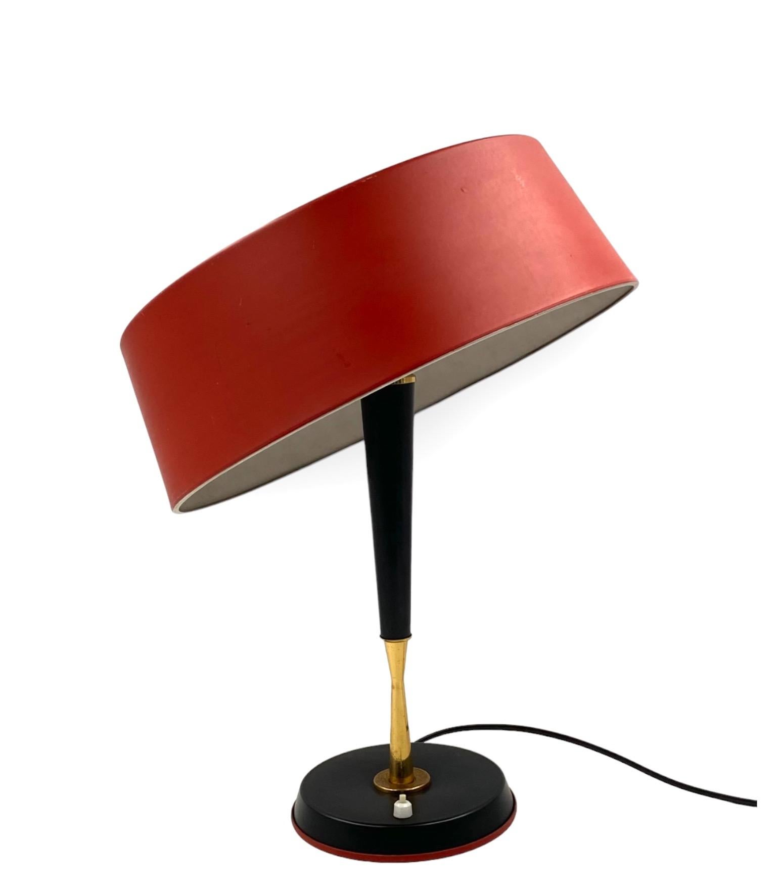 Oscar Torlasco, Mid-Century red table lamp, Lumi, Italy 1954 For Sale 5