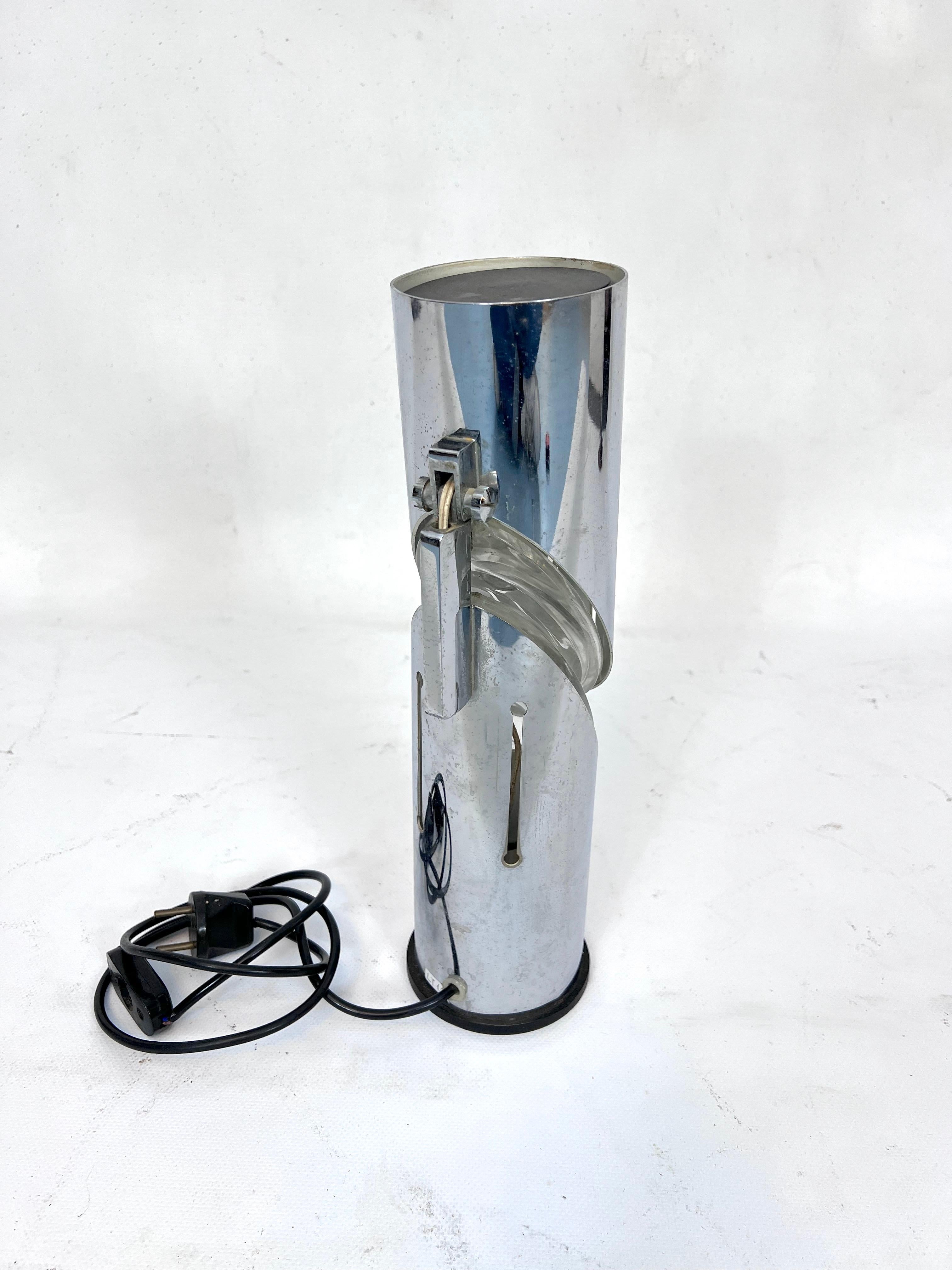 Oscar Torlasco, Modern chrome and glass table lamp by Stilkronen. Italy 1960s In Good Condition For Sale In Catania, CT