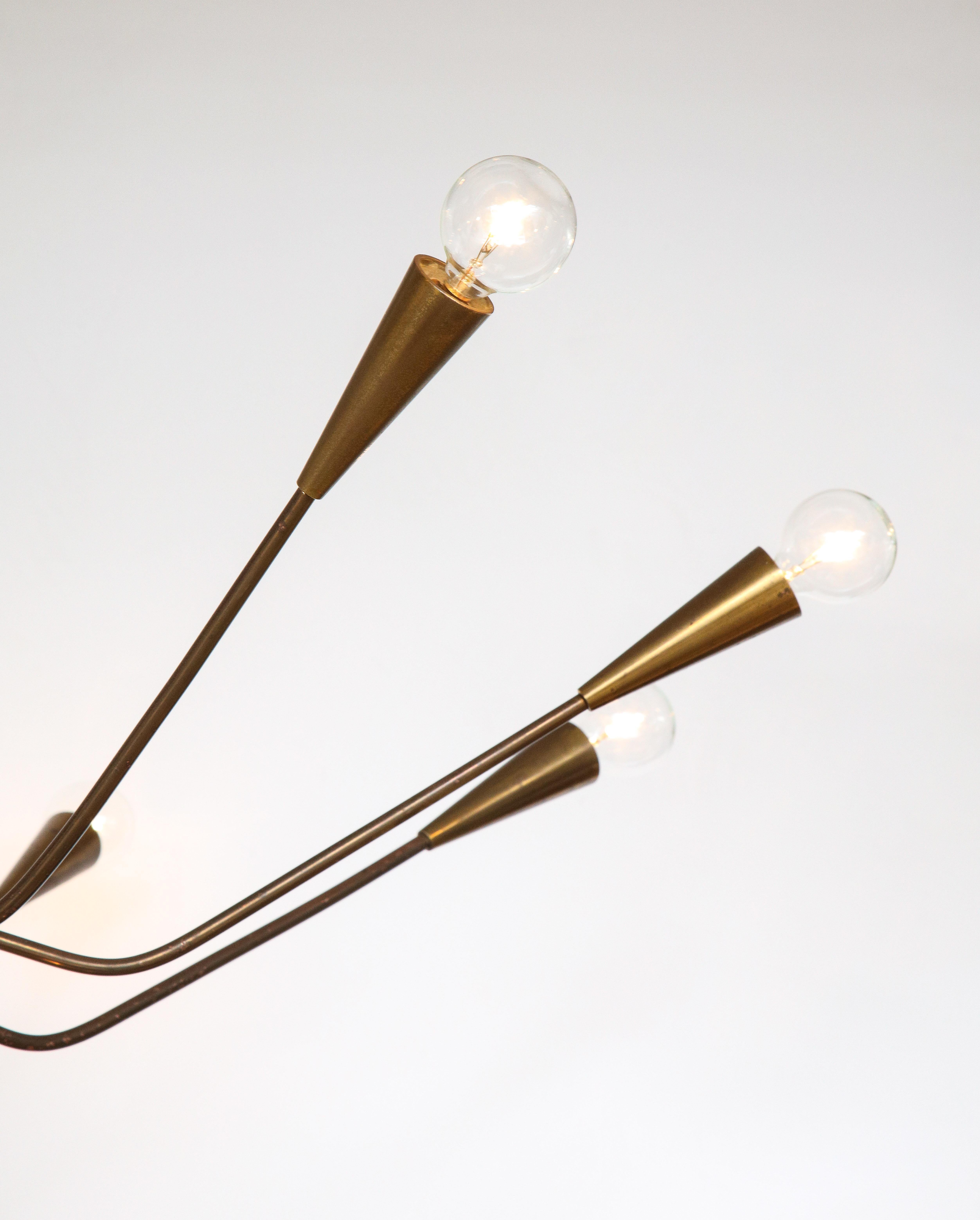 Mid-20th Century Oscar Torlasco Patinated Brass Modernist Chandelier For Sale