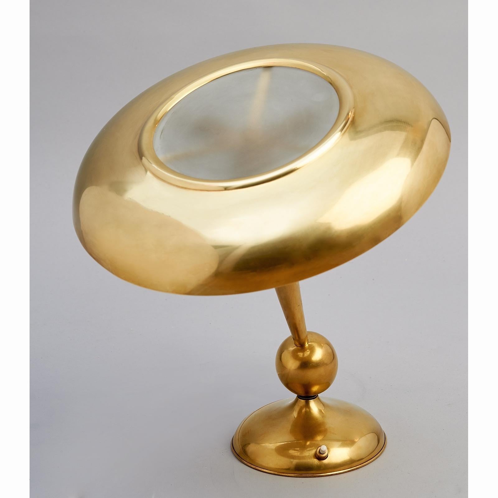 Oscar Torlasco Polished Brass and Glass Swivel Base Table Lamp, Italy 1950s 3