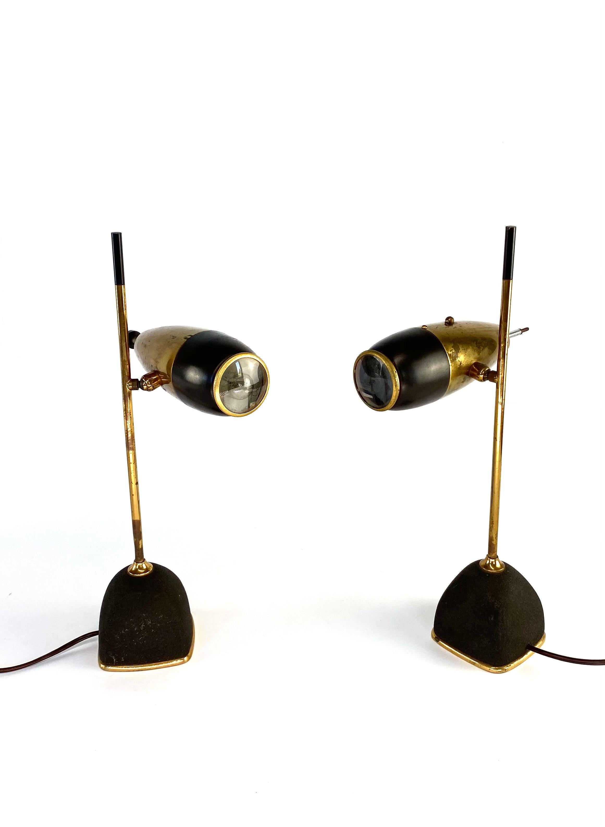 Mid-Century Modern Oscar Torlasco, Rare Pair of Mod. 577 Table / Desk Lamp, Lumi Milan, 1960 For Sale