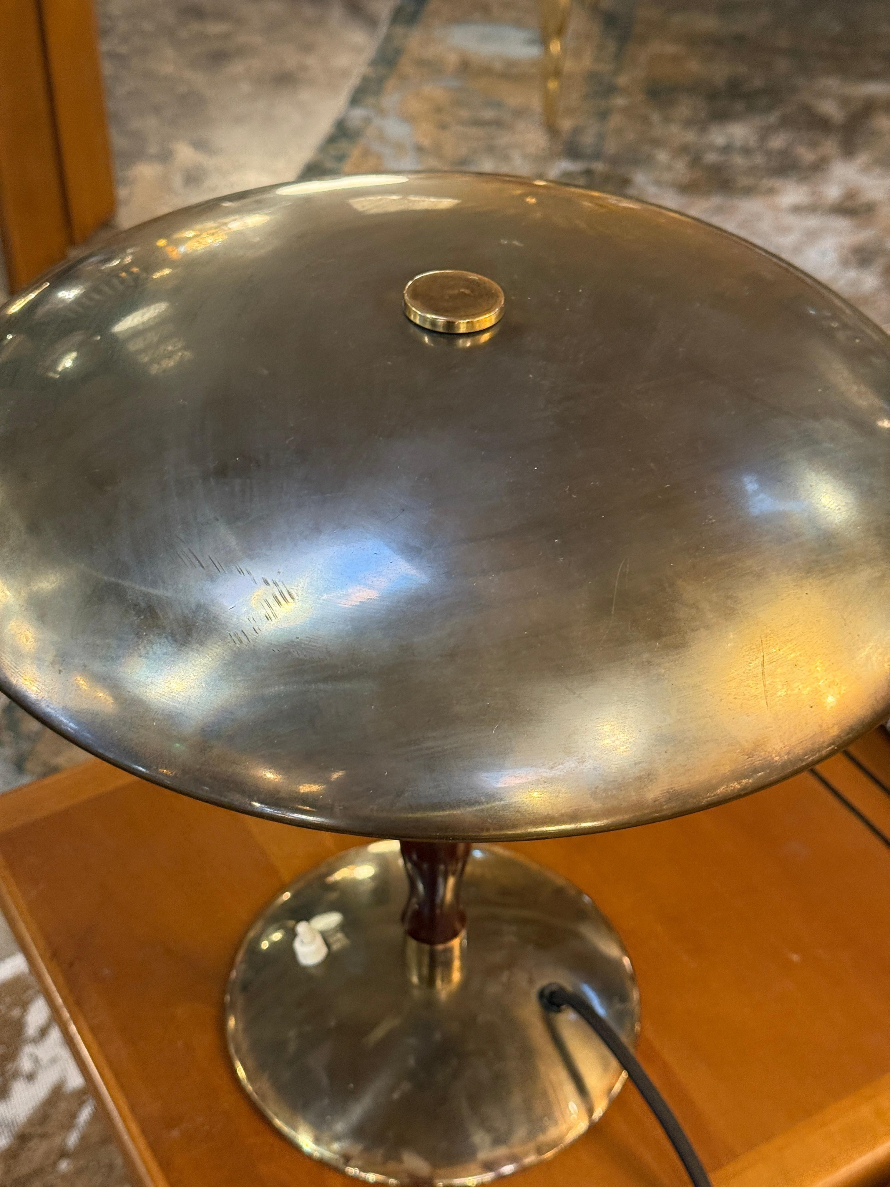 Laiton Lampe de table Oscar Torlasco, Italie 1960 en vente