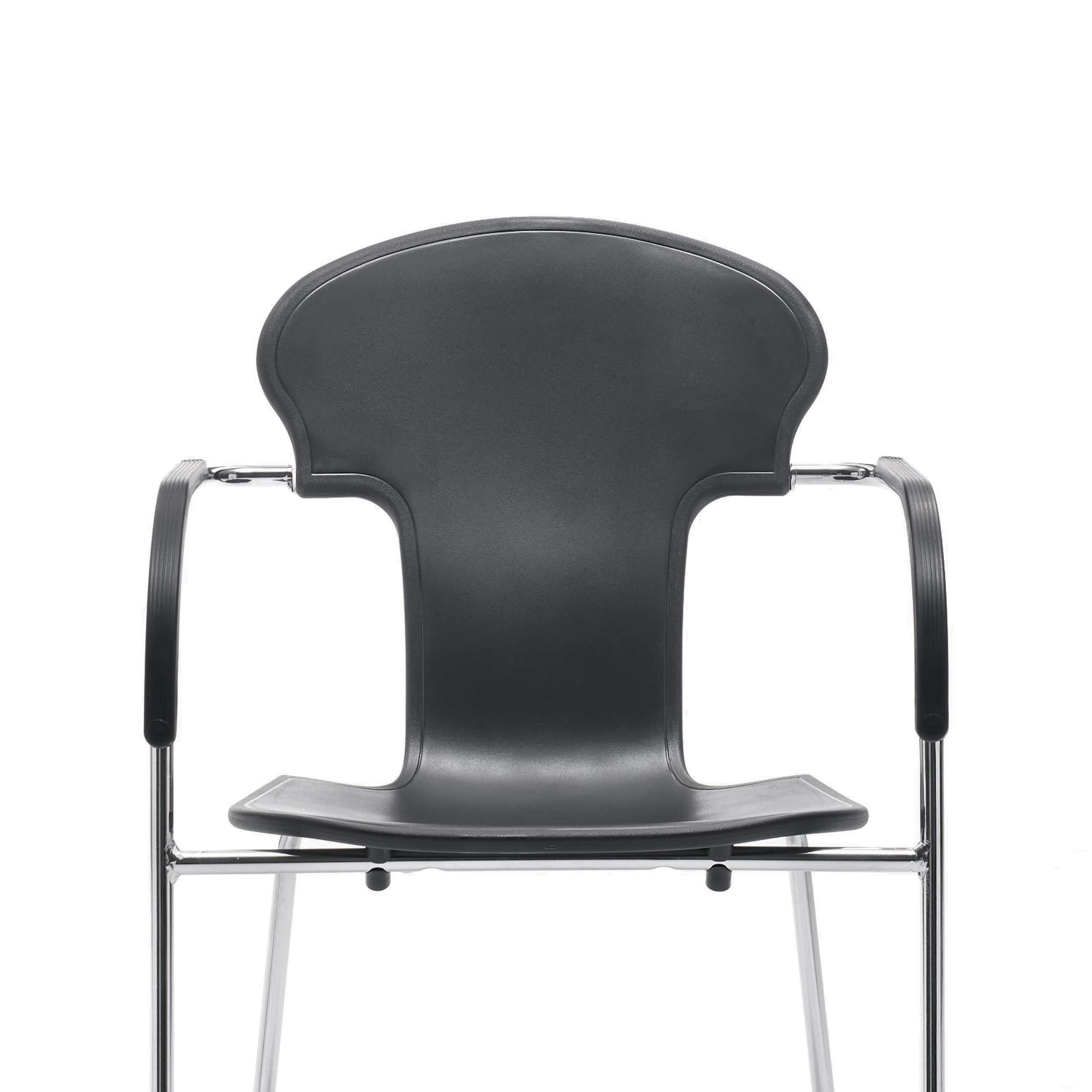 Contemporary Oscar Tusquets Black Minivarius Chair and by BD Barcelona