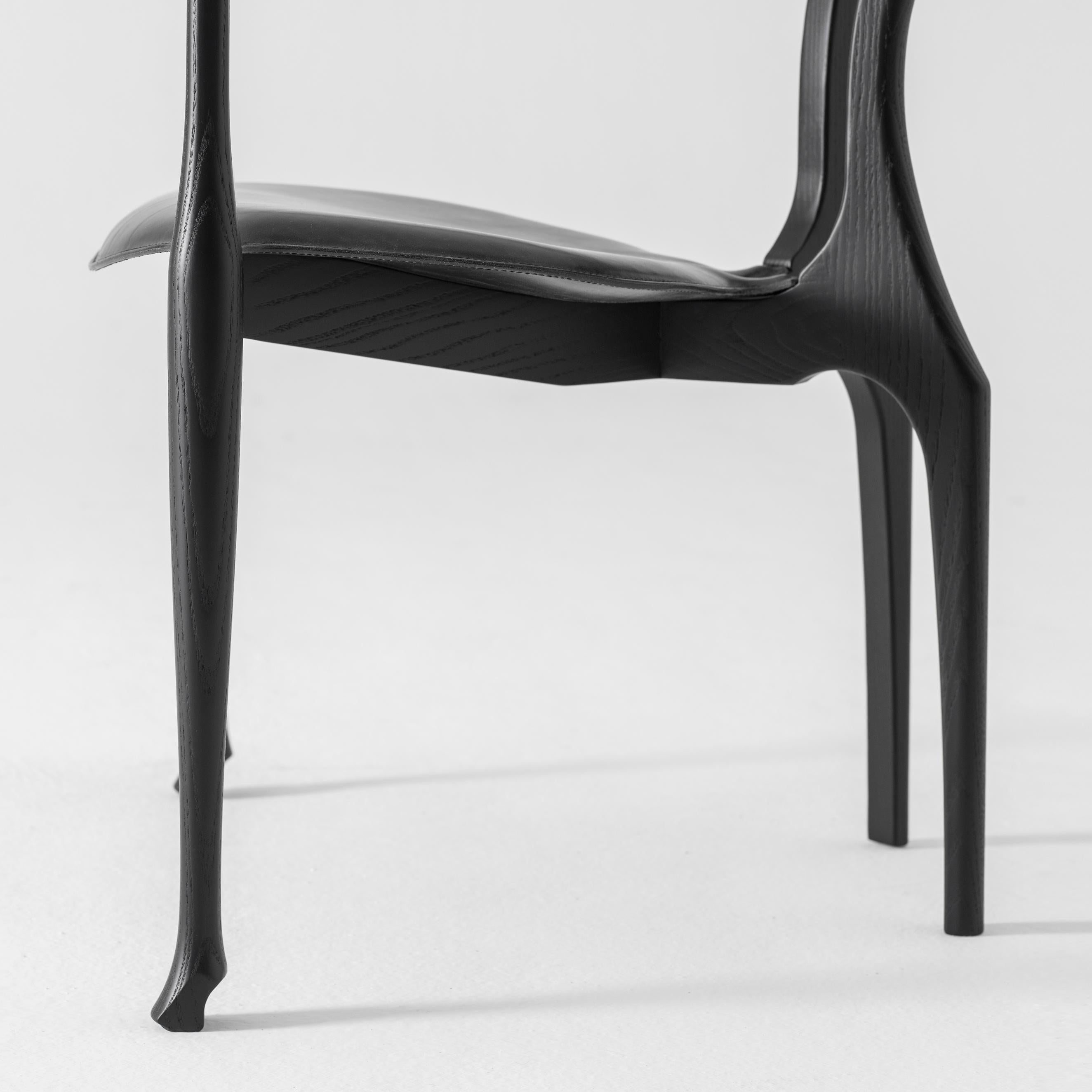 Leather Oscar Tusquets, Mid-Century Modern, Black Ash Gaulino Spanish Easy Chairs