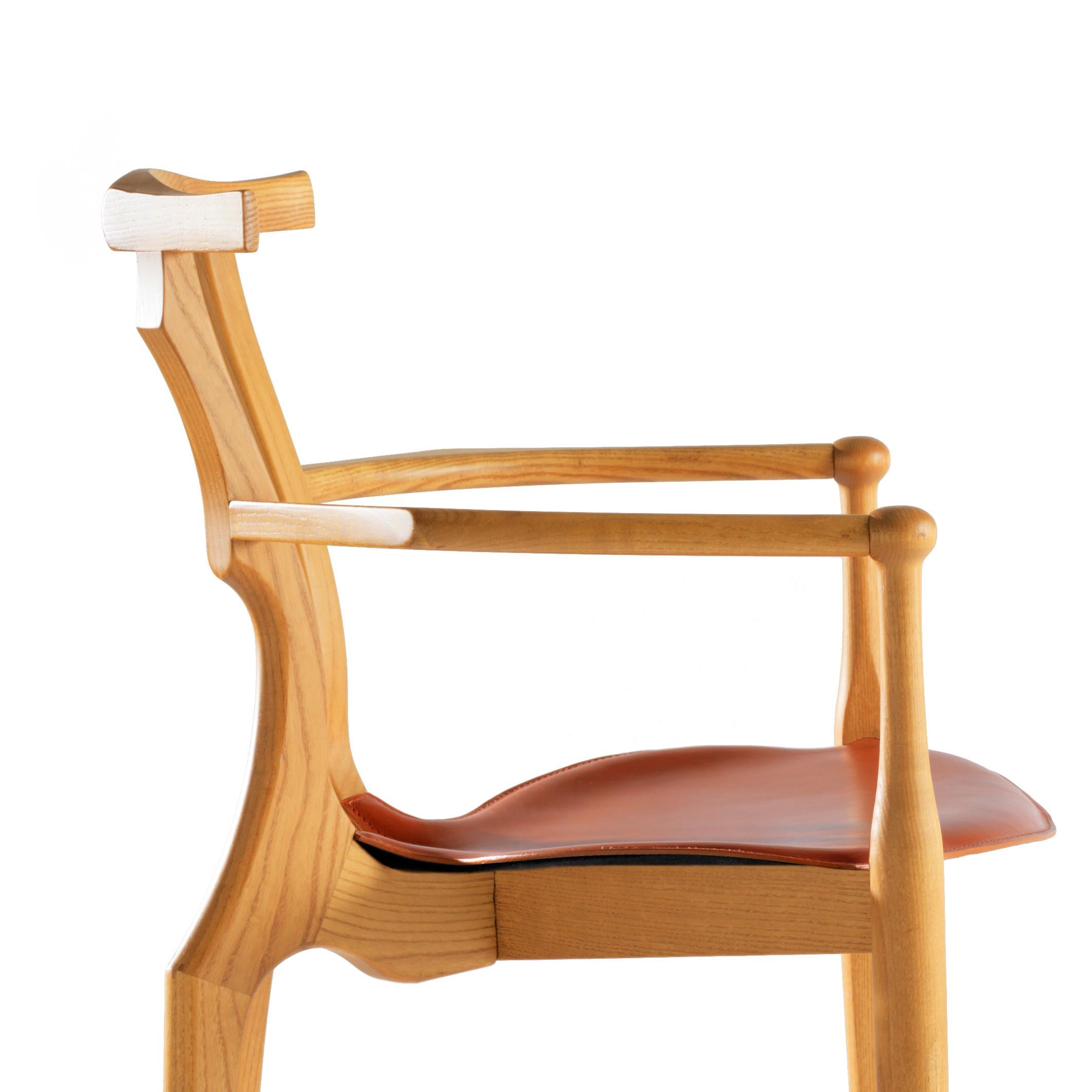 Oscar Tusquets Moderner Gaulino-Stuhl aus Leder und Holz aus der Mitte des Jahrhunderts im Zustand „Neu“ im Angebot in Barcelona, Barcelona