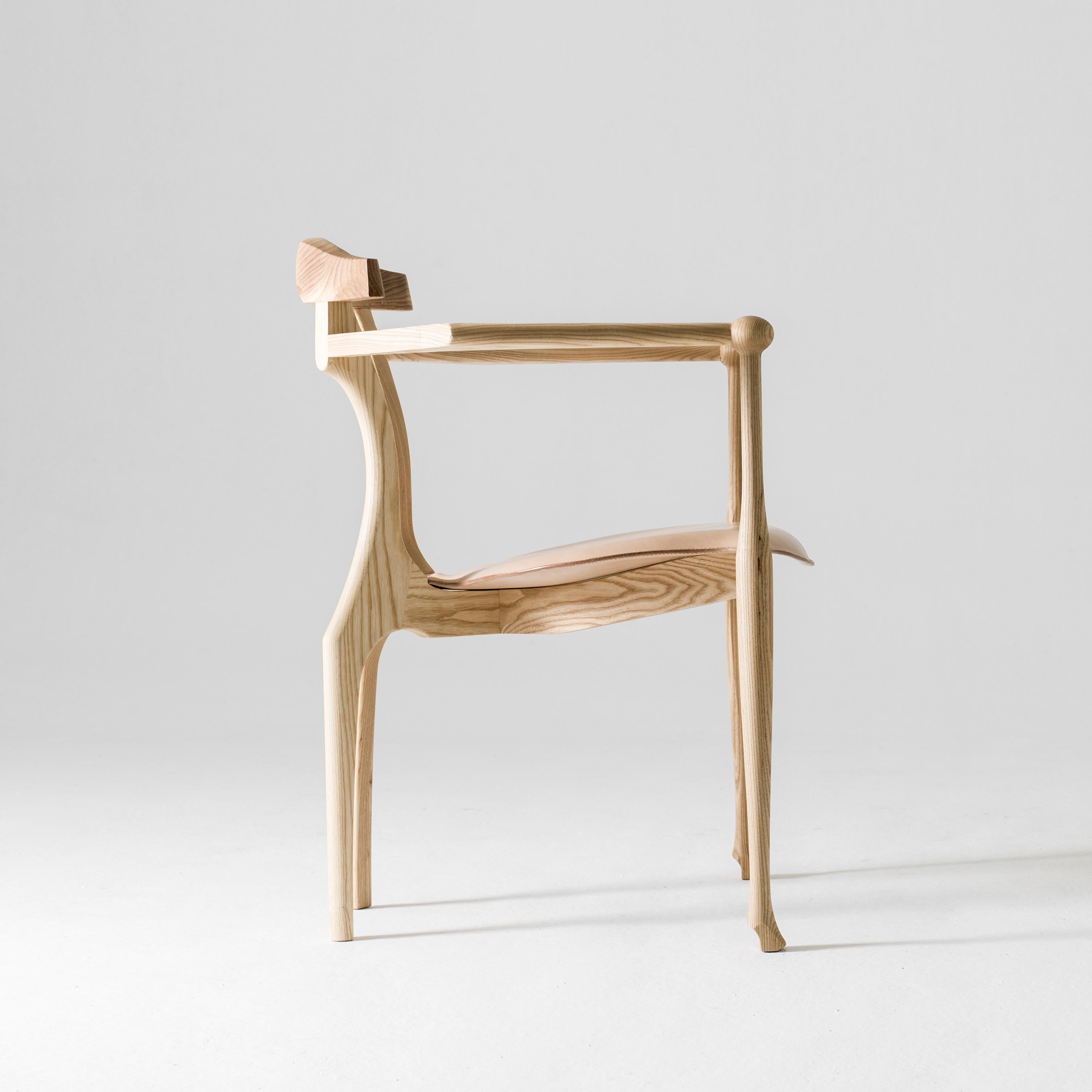 Gaulino easy chair designed by Oscar Tusquets manufactured by BD barcelona design, circa 2010.

Solid natural varnished ash with seat in natural hide

Gaulino chair which, designed in 1987, was selected for the Industrial Design Prize and