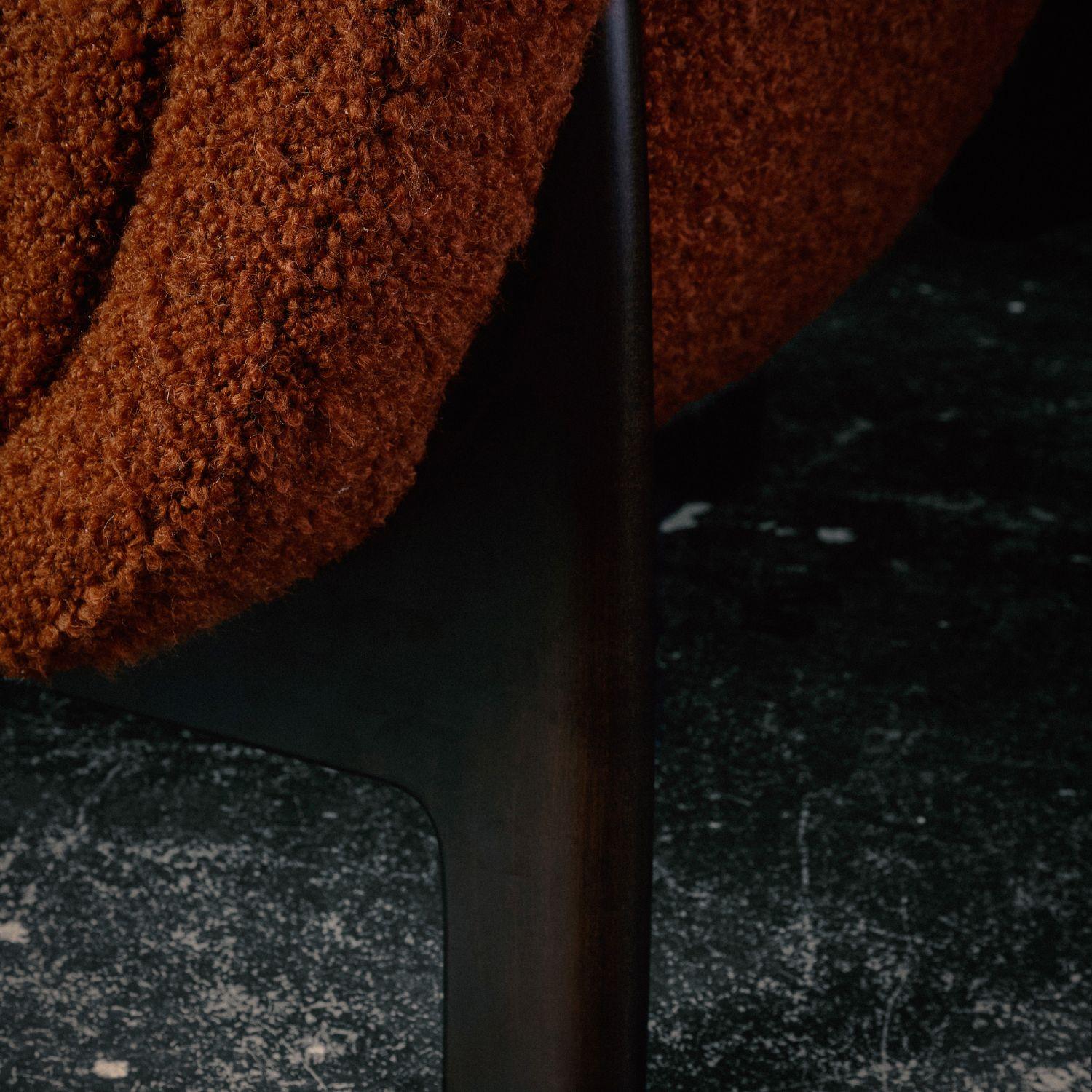 Mid-Century Modern Fauteuil Oscar Wood, en sycomore foncé, fabriqué à la main au Portugal par Duistt en vente