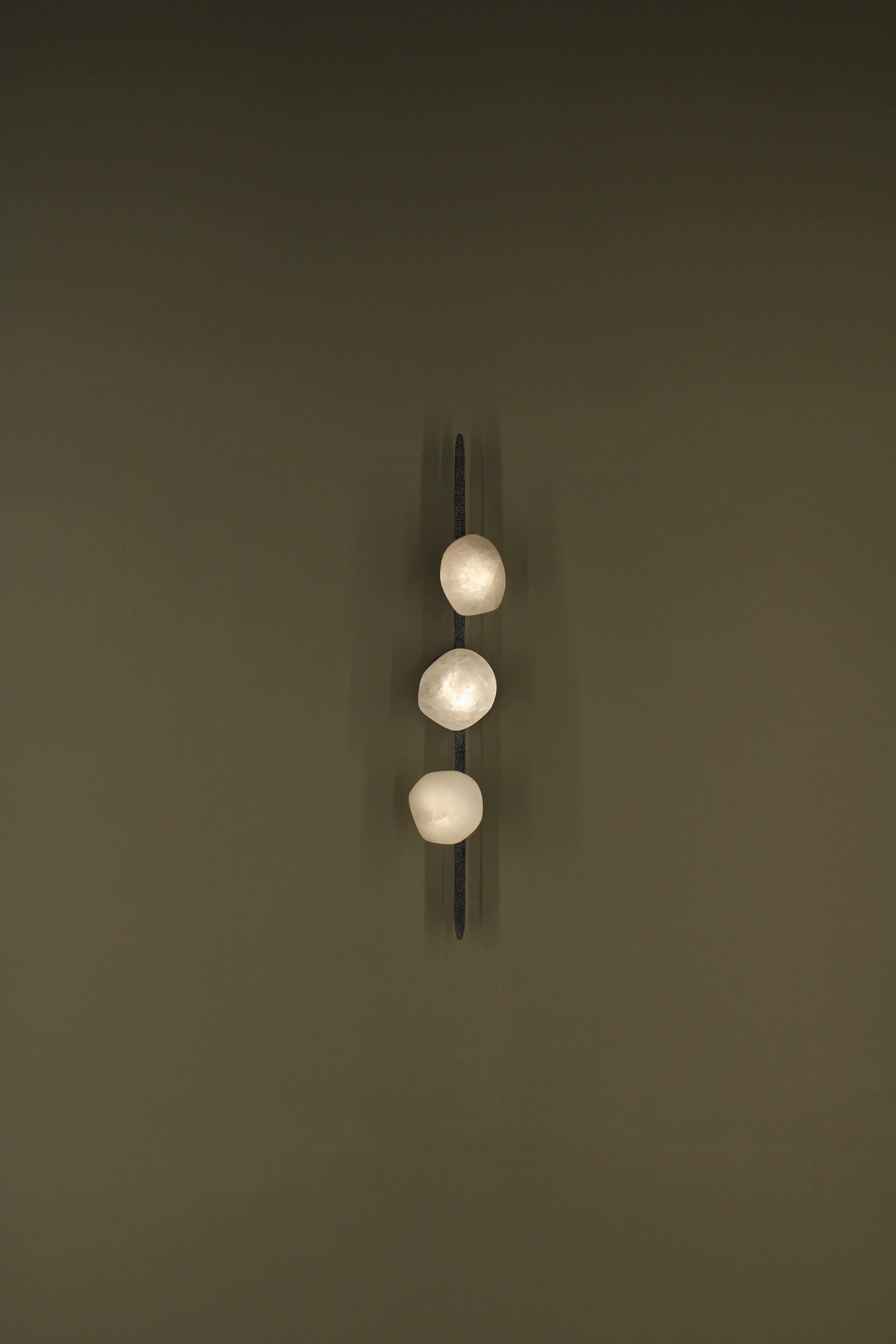 Contemporary Oslo I Wall Lamp with White Quartz And Hand-Blown Glass Details by Aver For Sale