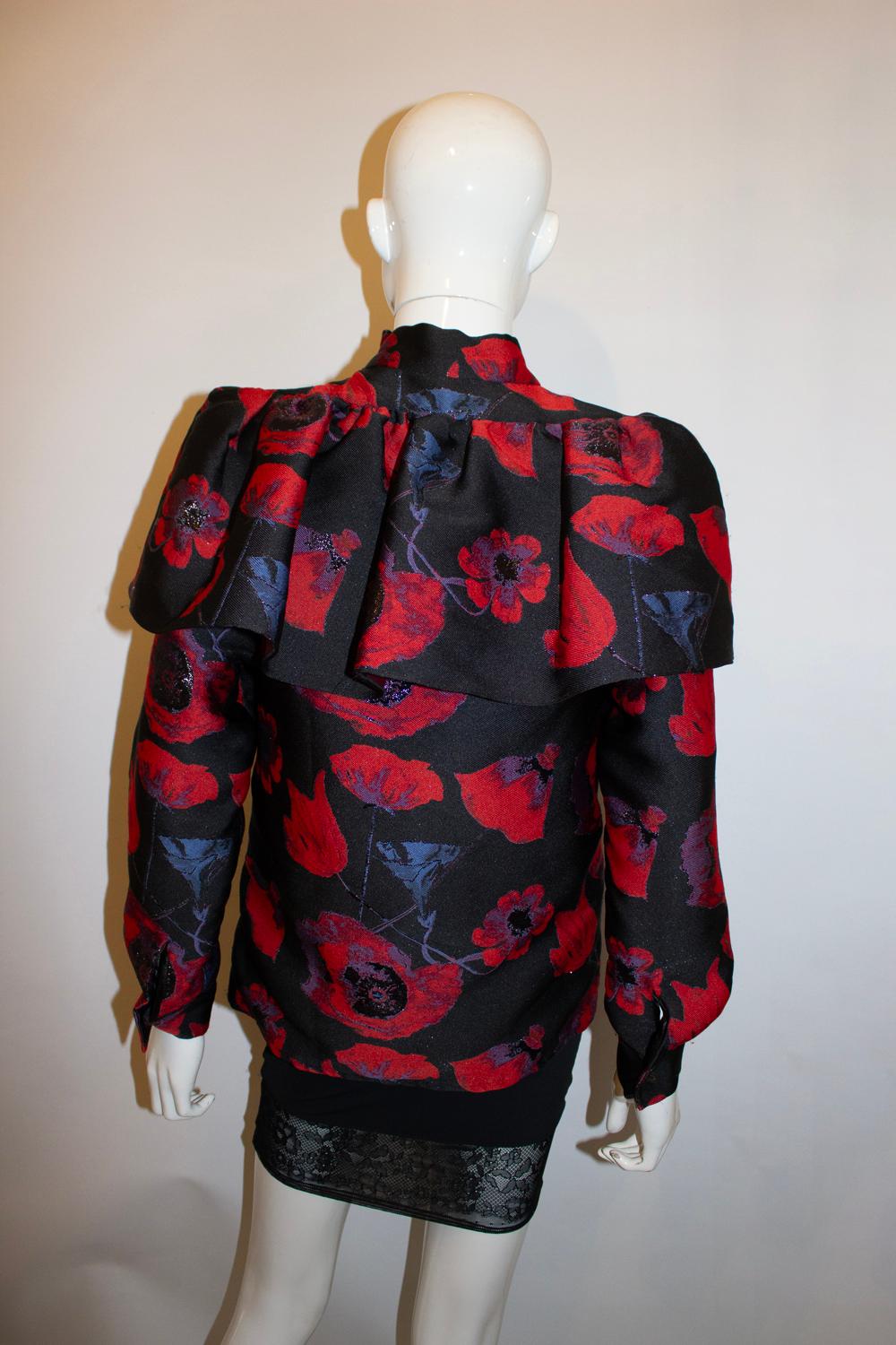 Osman London Top mit Mohnblumendruck im Angebot 5
