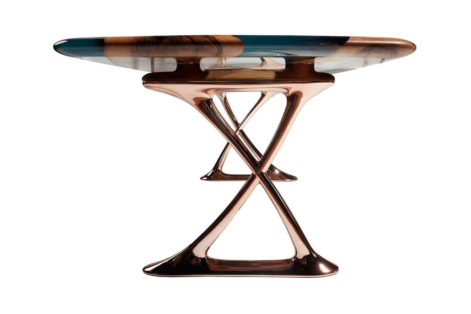 Osso 200 Limited Edition Clear Epoxy Resin Dining Table In New Condition For Sale In Union City, NJ