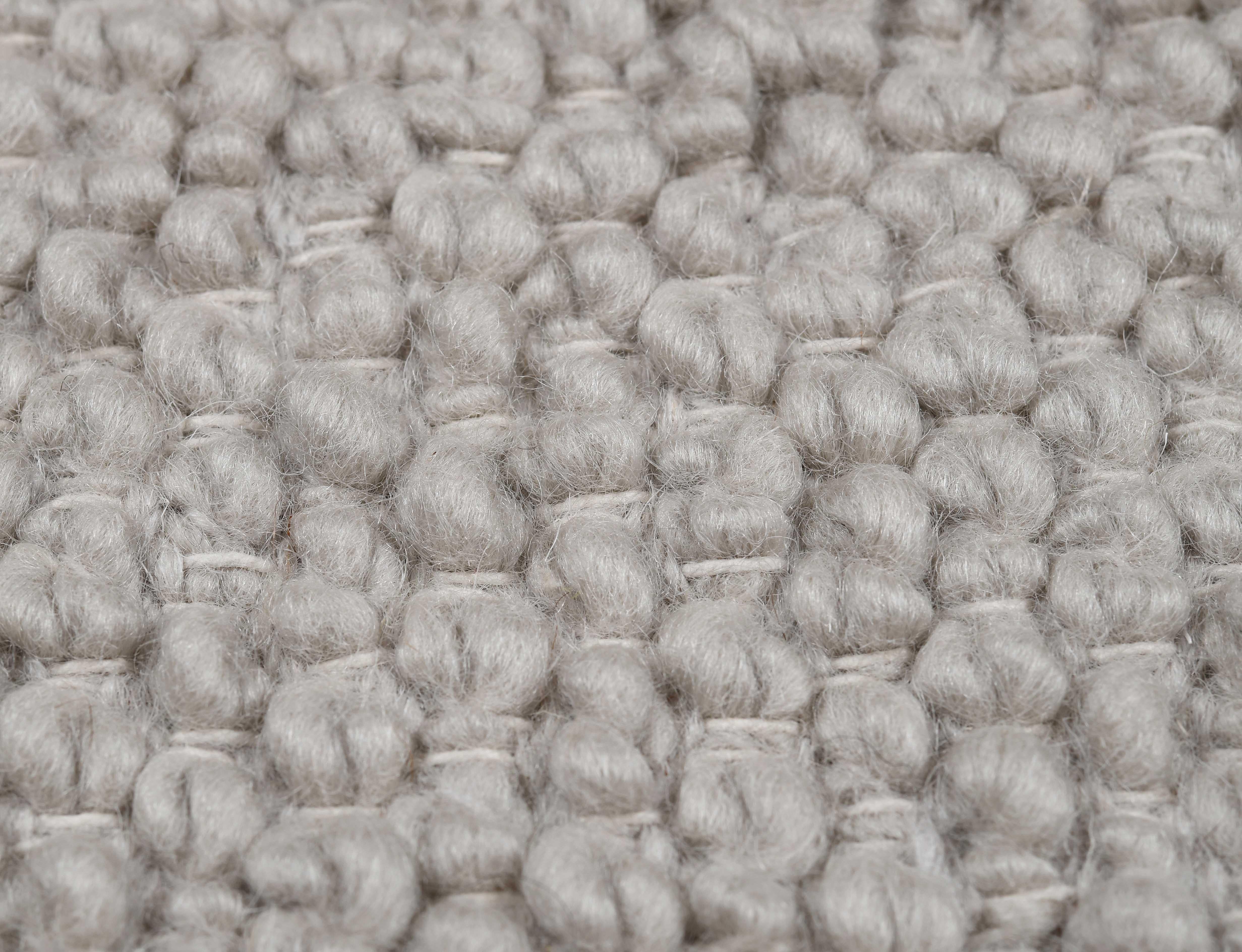 Hand-Woven Ossum, Silver, Handwoven Face100% New Zealand Wool, 8' x 10' For Sale
