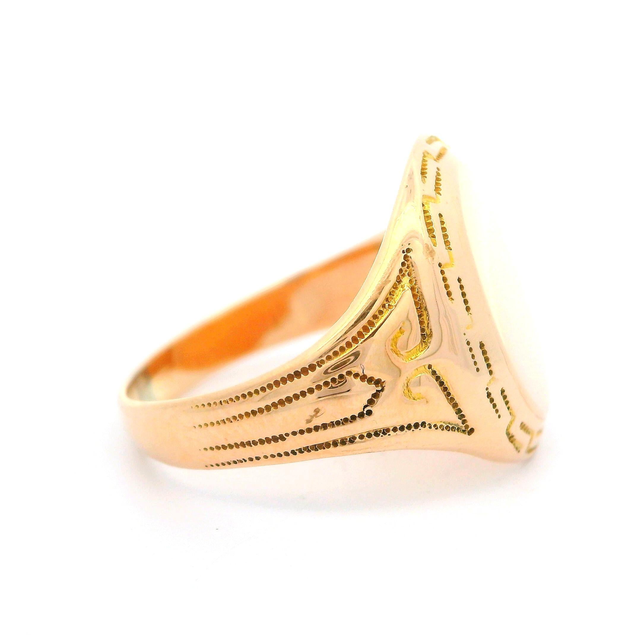 Anillo de sello para hombre Ostby Barton de oro amarillo de 10 quilates con grabado y diseño de llave griega en venta 3