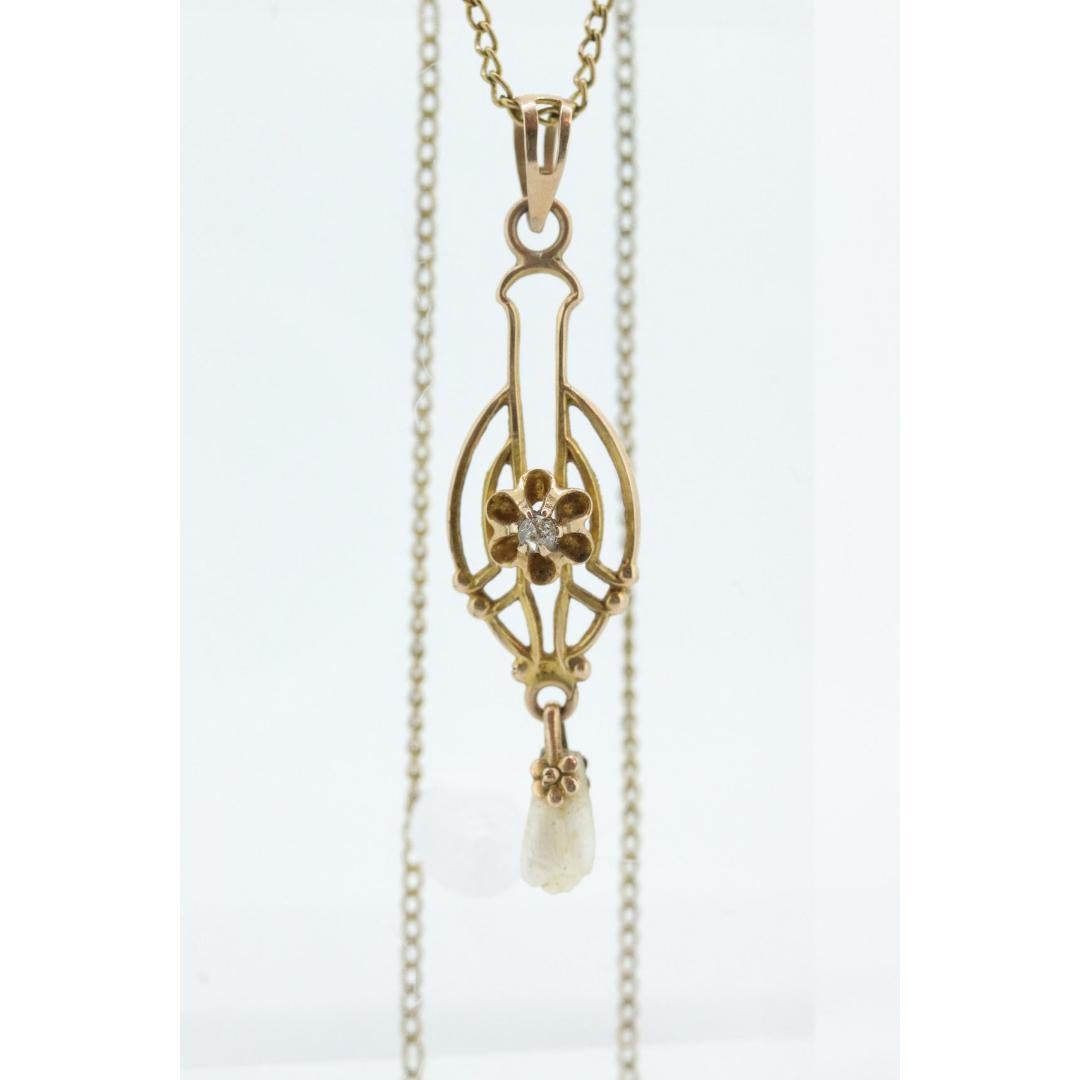 Lavallière Ostby Barton Pendentif lavallière en or 10 carats avec une coupe beurre sertie de diamants en vente 4