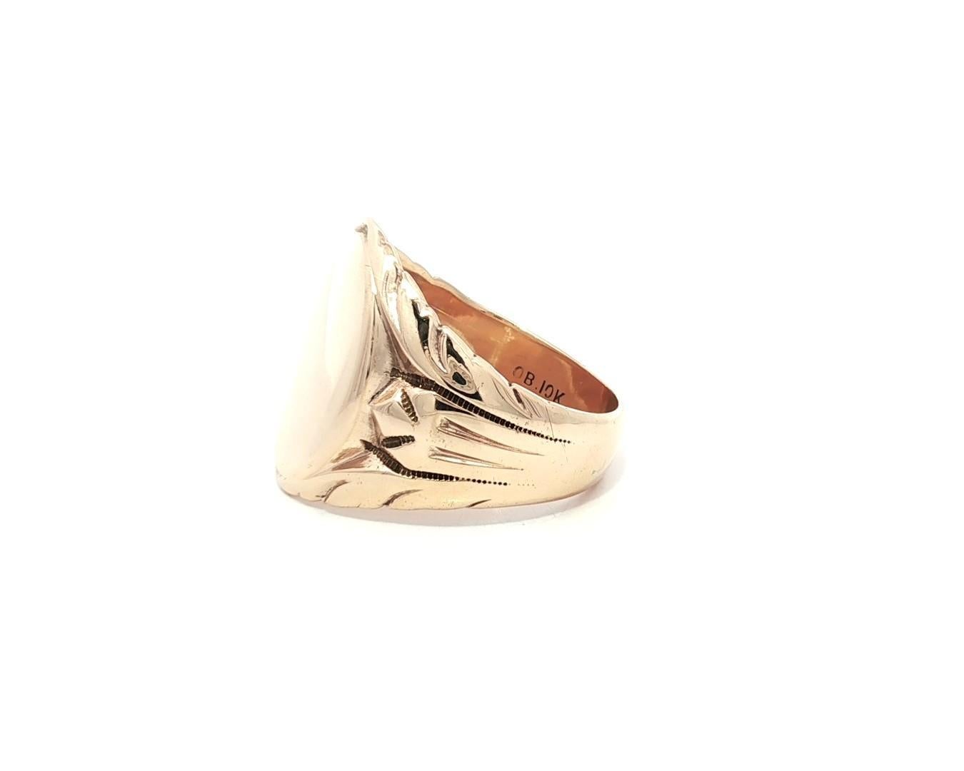 Bague chevalière Vintage By pour homme en or jaune 10k gravé à la main en vente 5