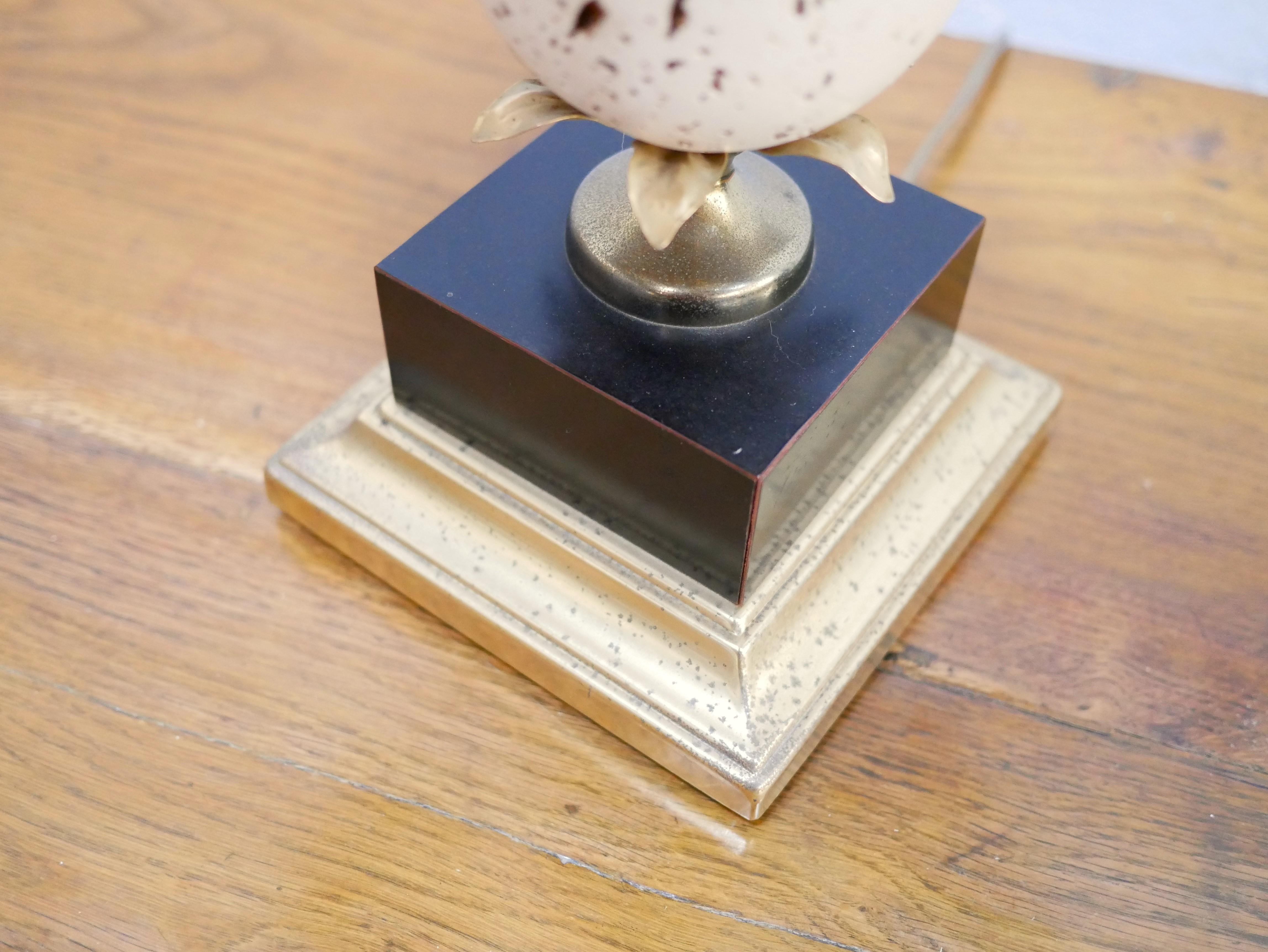 Straußeneier-Lampe aus Travertin im Vintage-Stil im Angebot 1