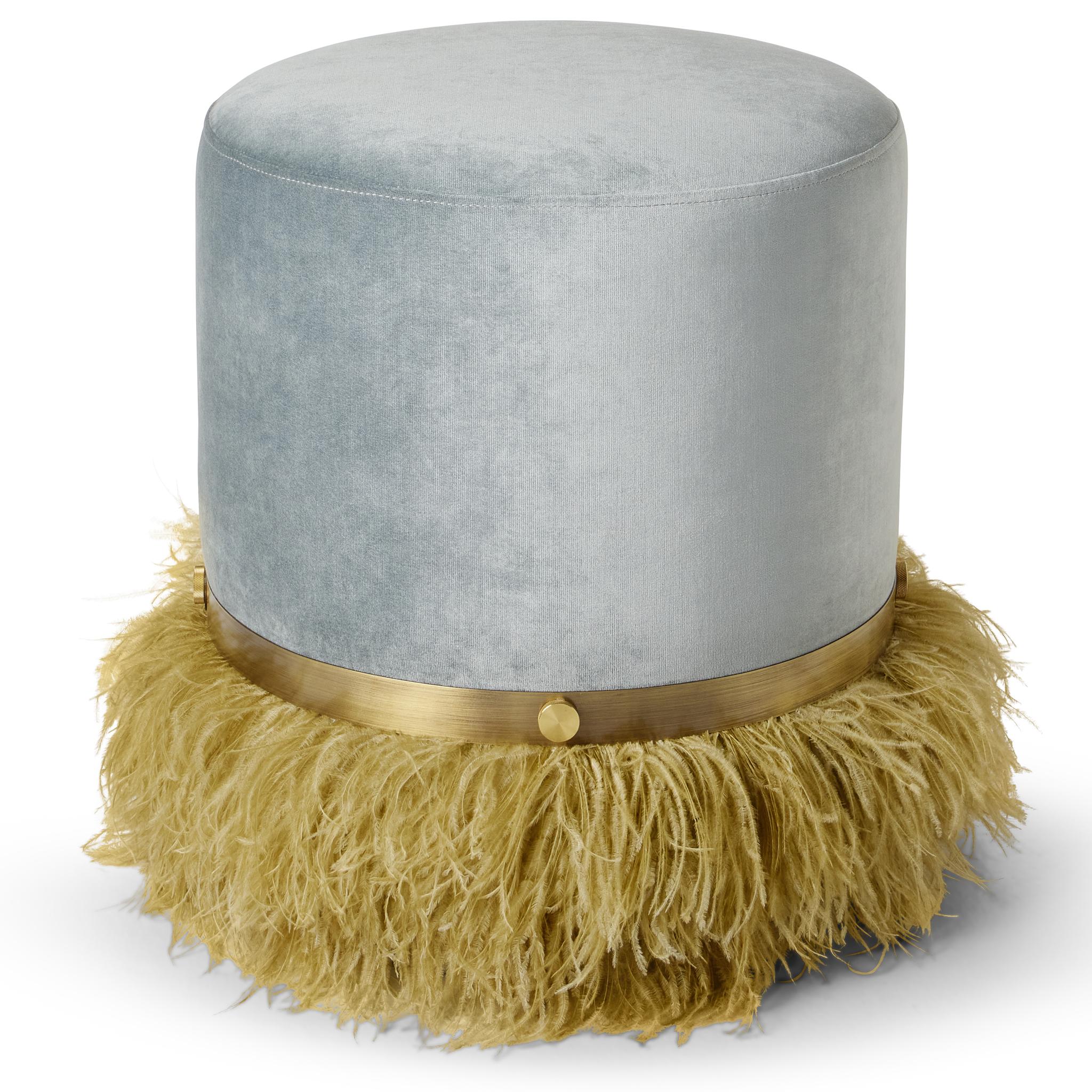Straußenflaum Ozean 450 Durchmesser Samt Pouf von Egg Designs (Südafrikanisch) im Angebot
