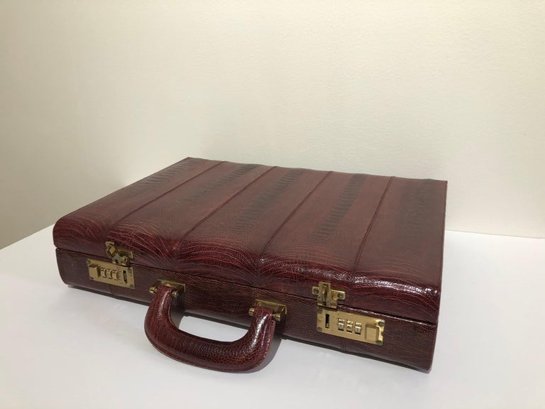 Antique French Ostrich Leather Folding Vanity Case with 15 Implements, –  Antiques & Uncommon Treasure