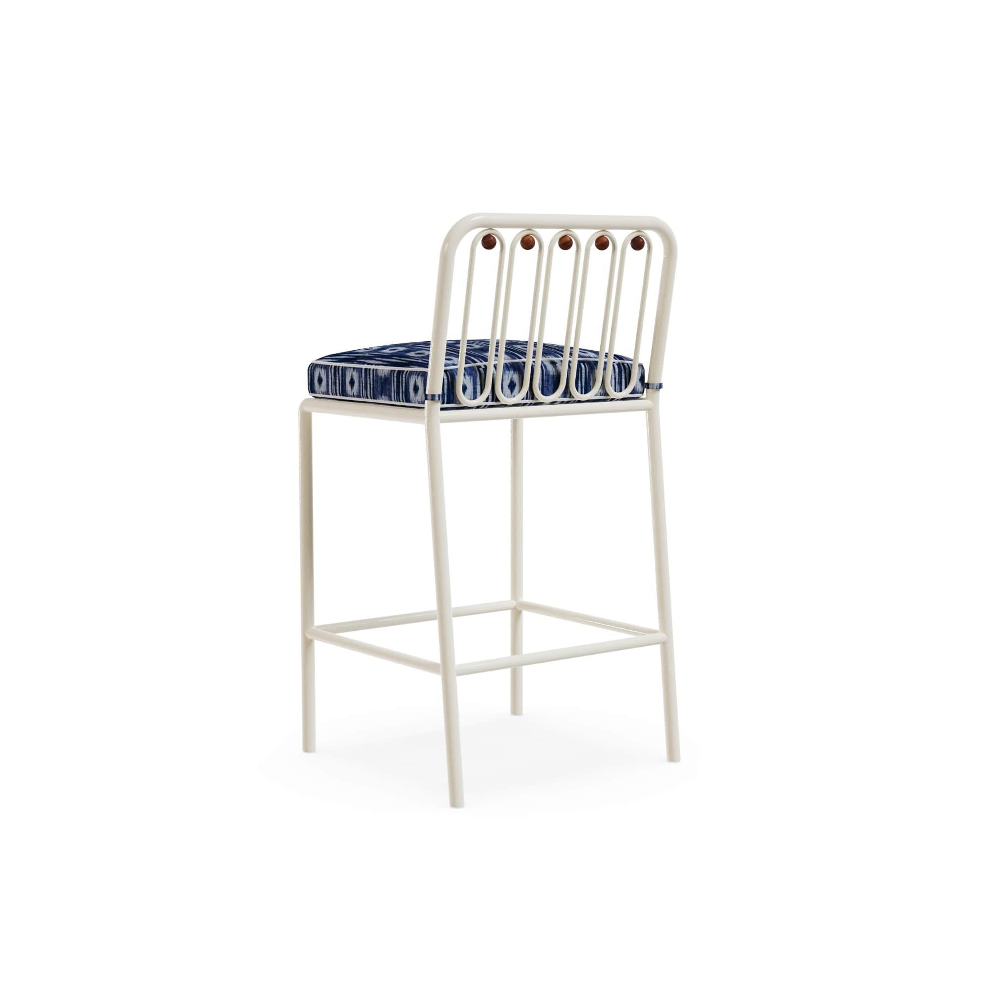 Ostuni Outdoor-Barstuhl aus lackiertem Metall mit Iroko-Holz-Details (Portugiesisch) im Angebot