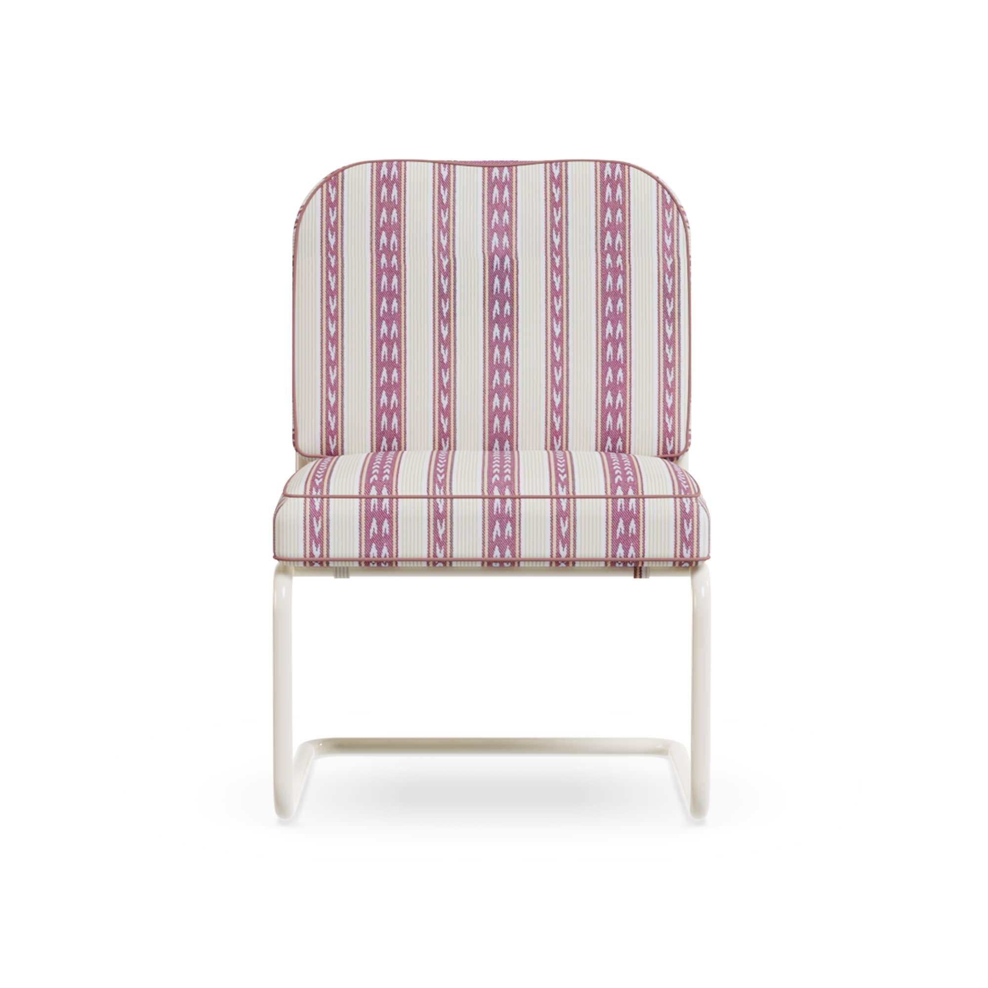 Ostuni Esszimmerstuhl aus lackiertem Metall mit Iroko-Holz-Details (Portugiesisch) im Angebot