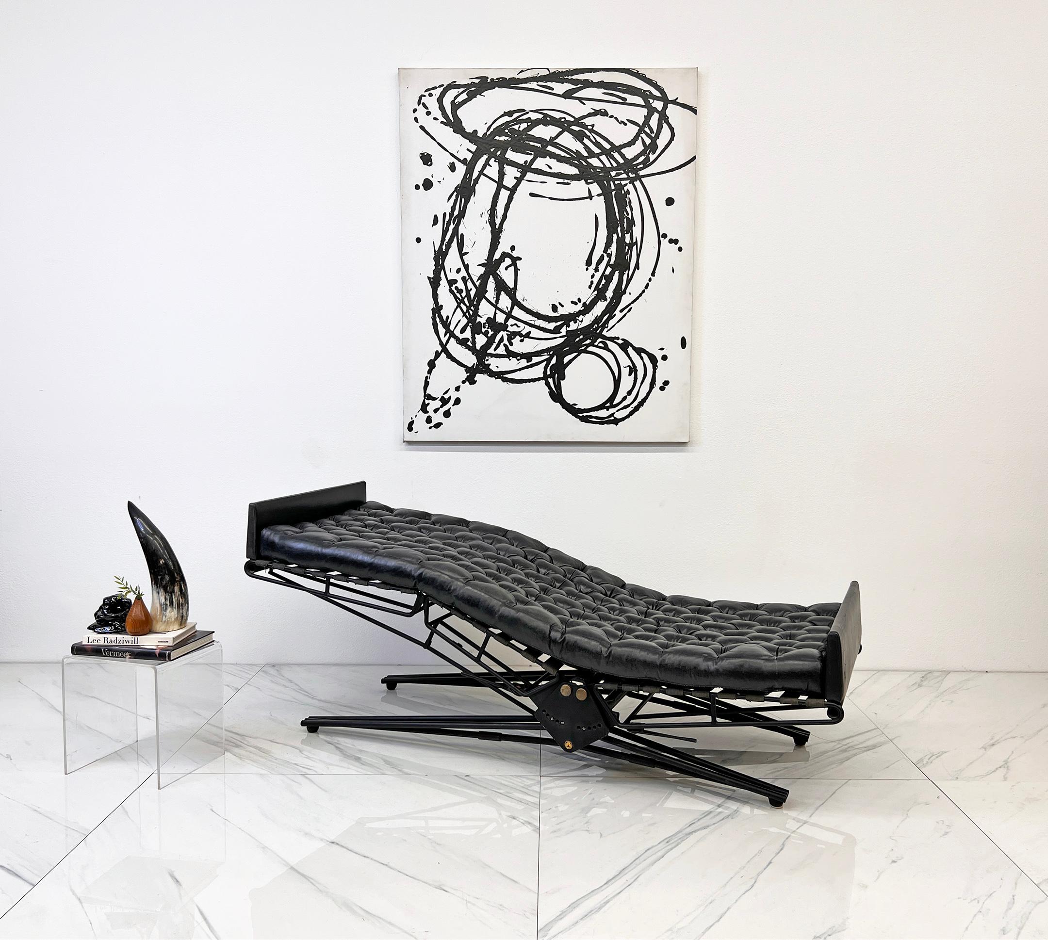 Osvaldo Borsani Chaise regolabile in pelle L77 per Tecno, Italia, anni '50 in vendita 4