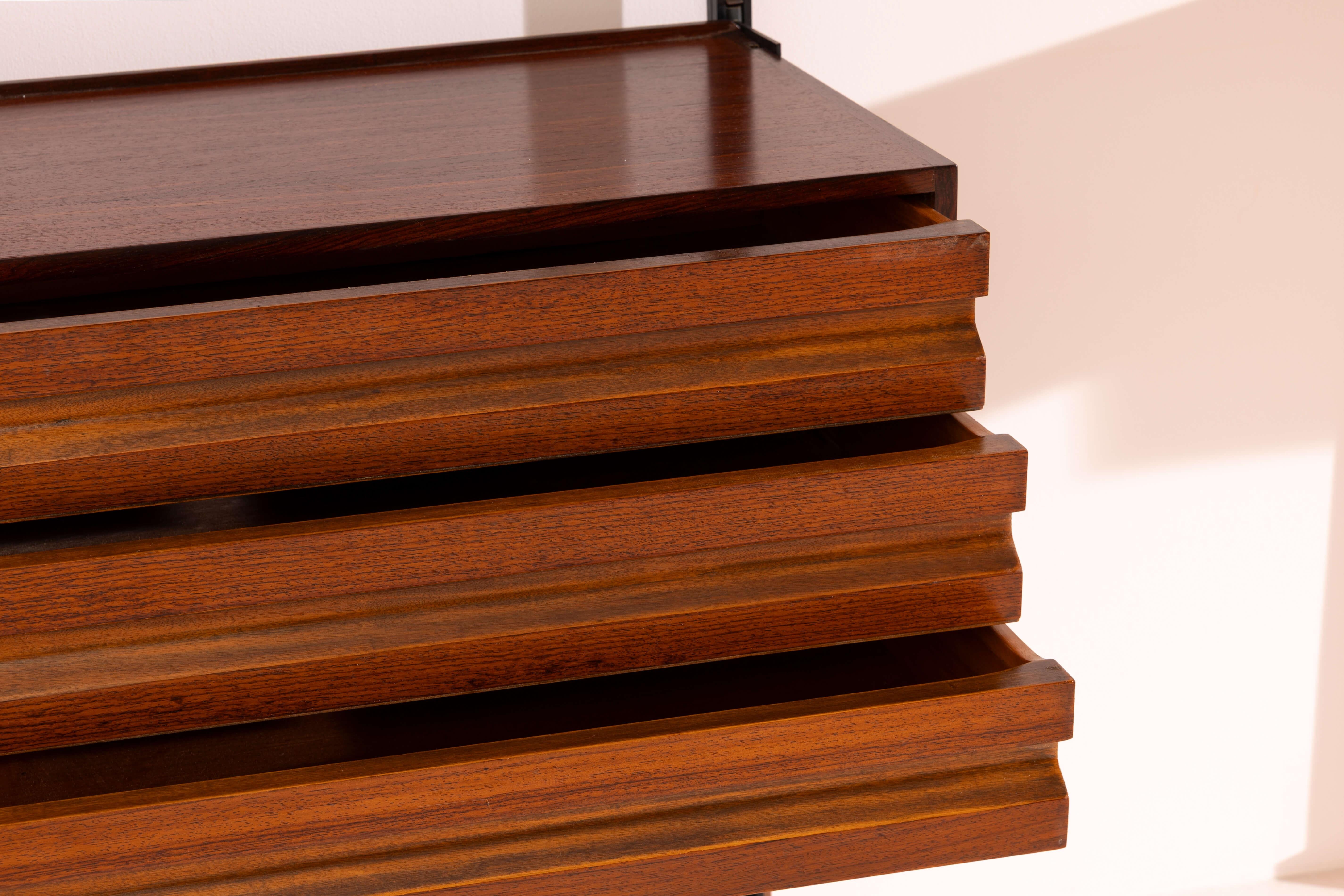 Osvaldo Borsani and Agenore Fabbri E22 shelving system for Tecno, Italy, 1950s in vendita 6