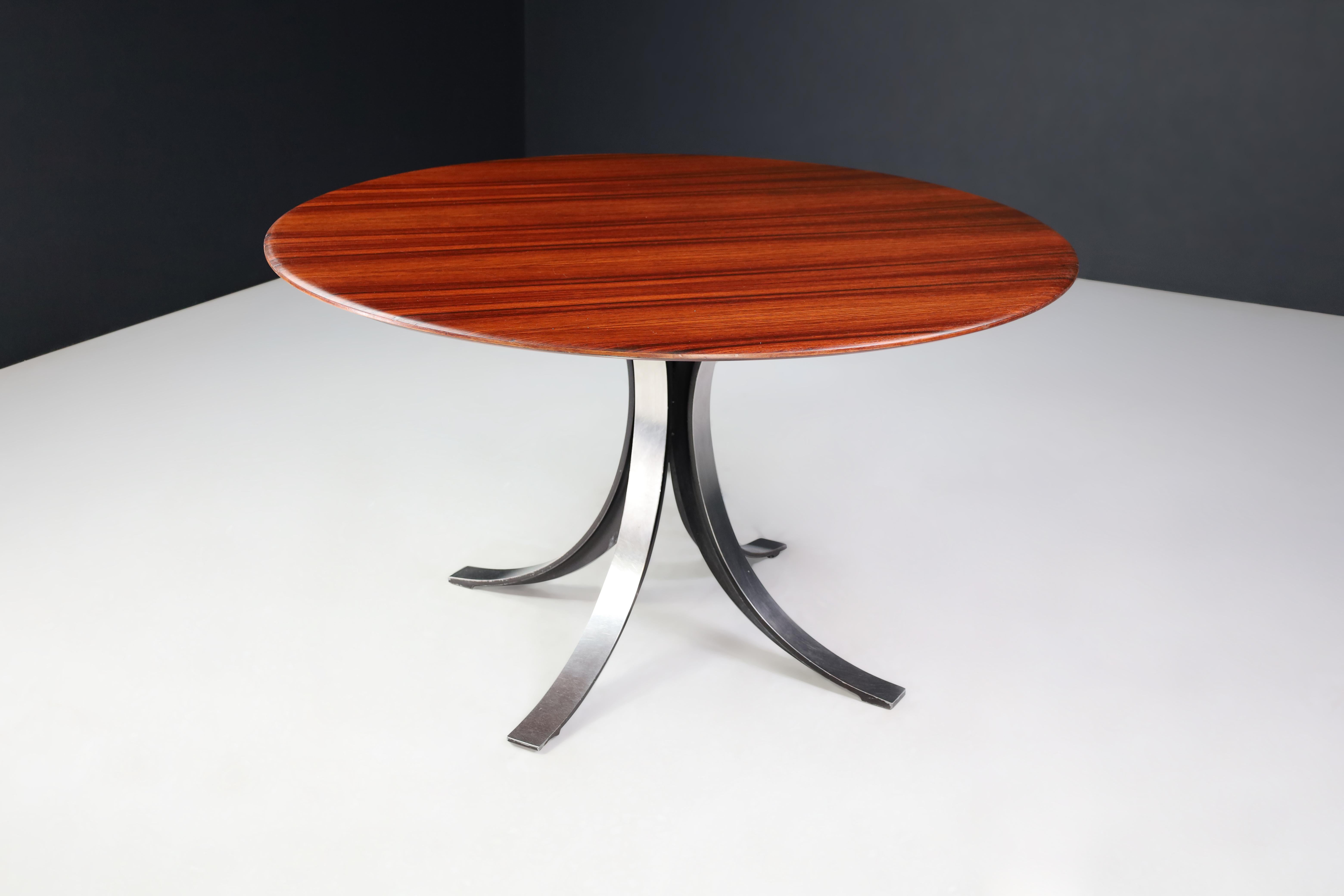 20th Century Osvaldo Borsani and Eugenio Gerli for Tecno Round Dining Table in Walnut & Steel For Sale