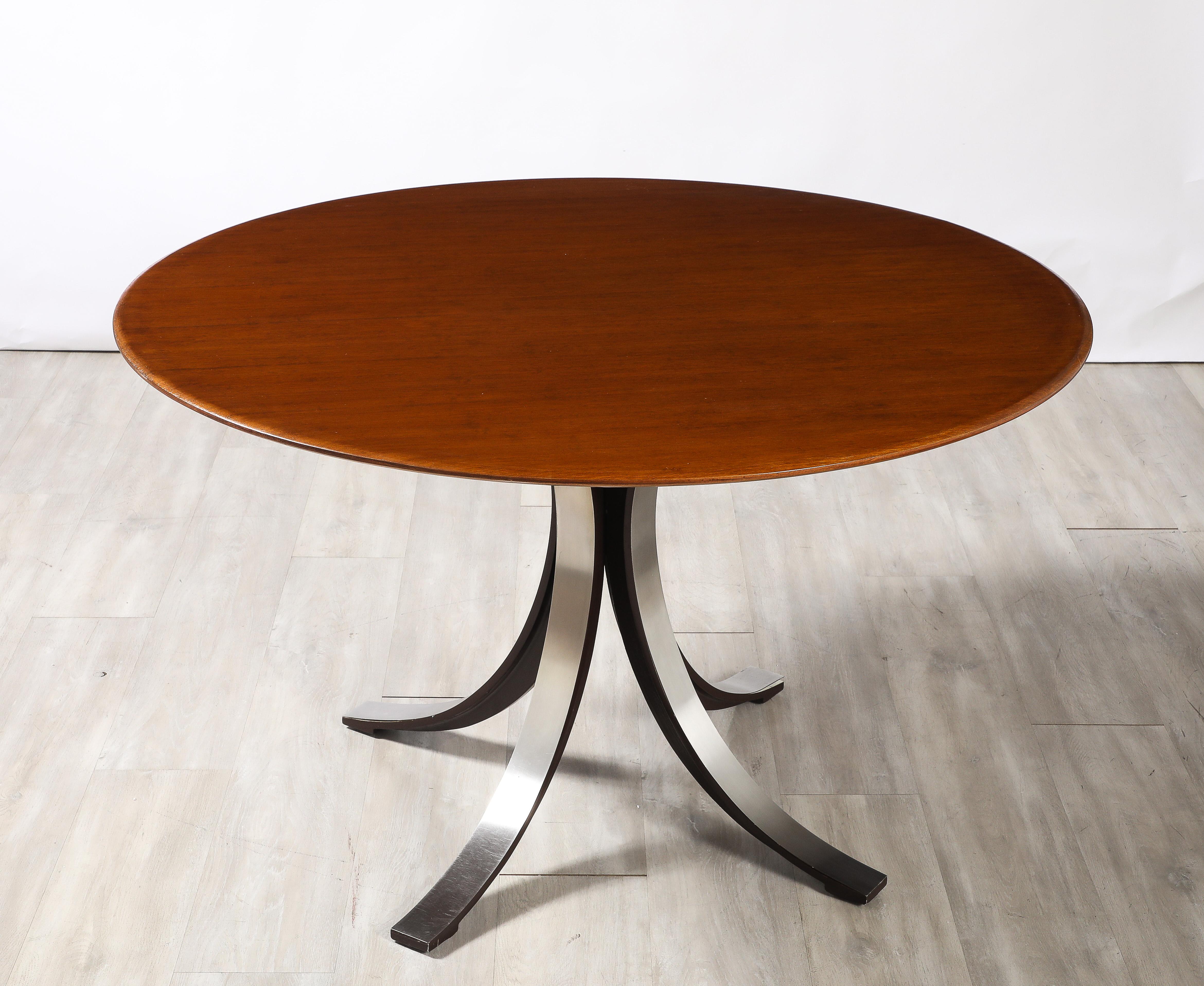 Osvaldo Borsani and Eugenio Gerli 'T69' Table for Tecno, Italy, circa 1963 For Sale 1