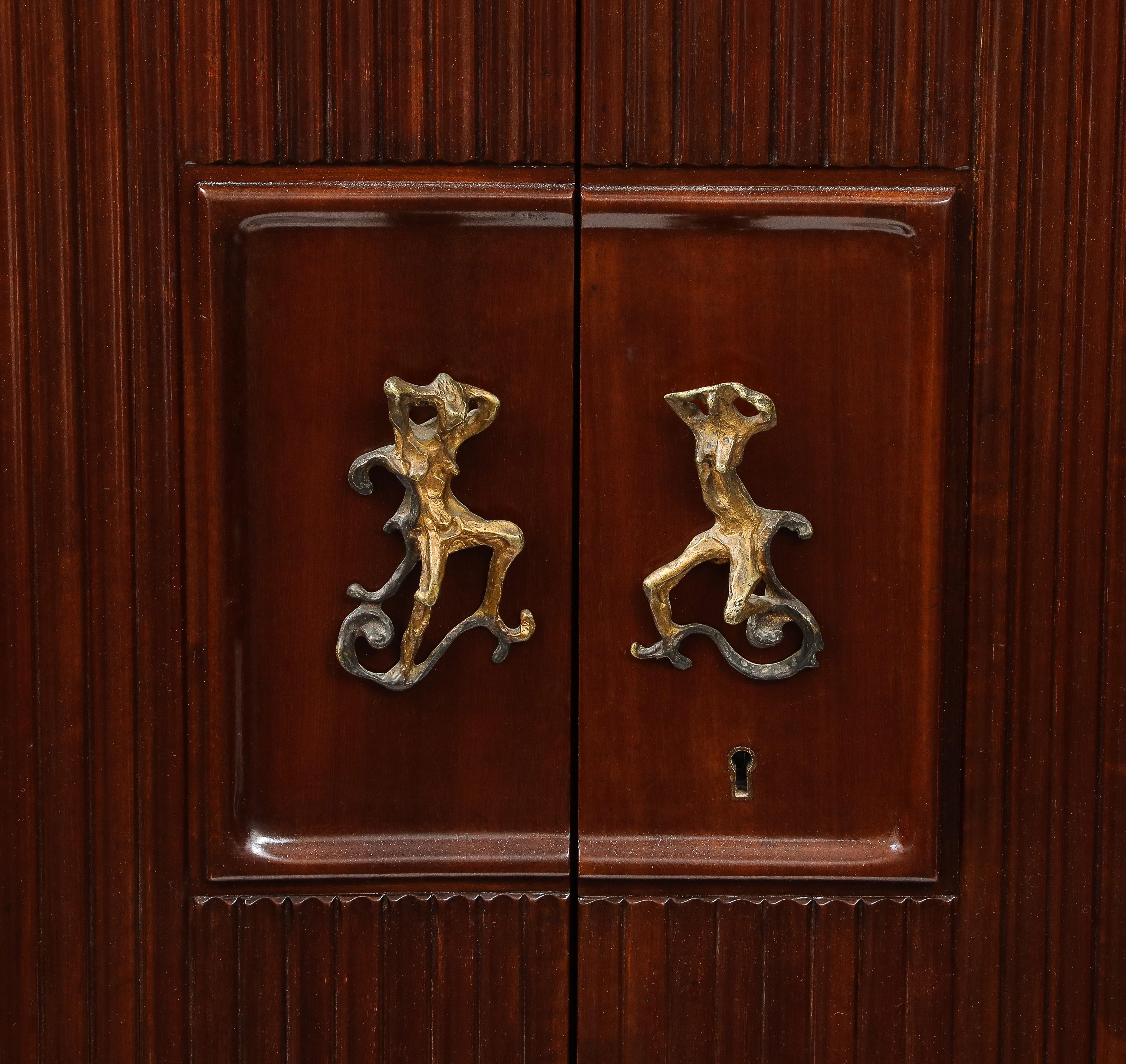 Rare armoire ou buffet en acajou Osvaldo Borsani et Lucio Fontana pour AVB en vente 5