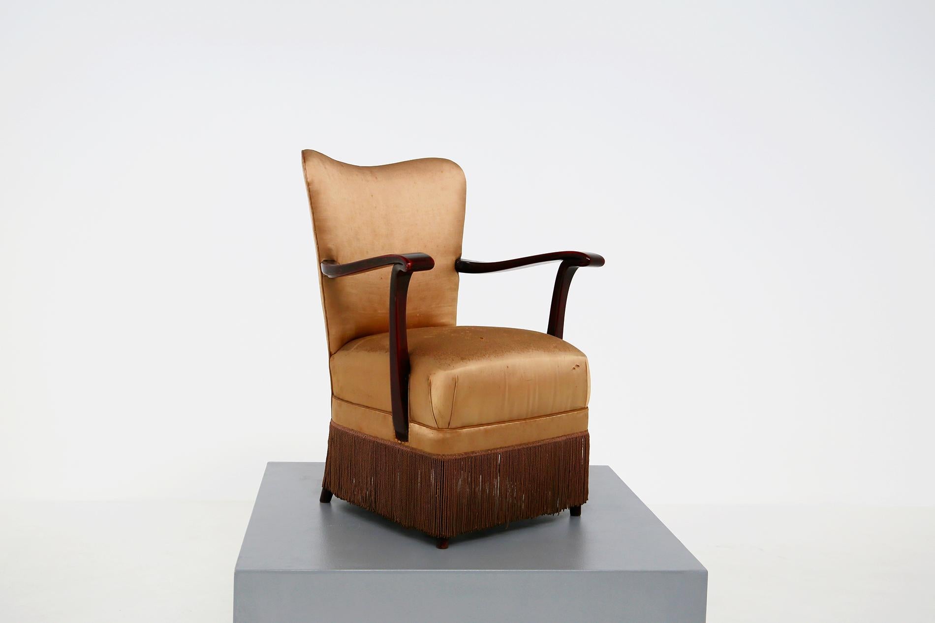 Mid-Century Modern Osvaldo Borsani Armchair for ABV, Published 1950s