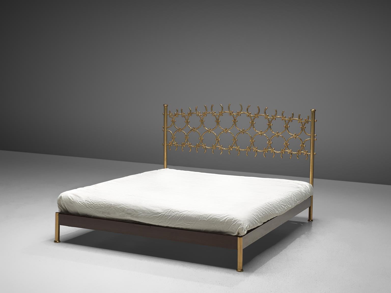 Mid-Century Modern Osvaldo Borsani & Arnaldo Pomodoro Elegant Bed with Brass Details