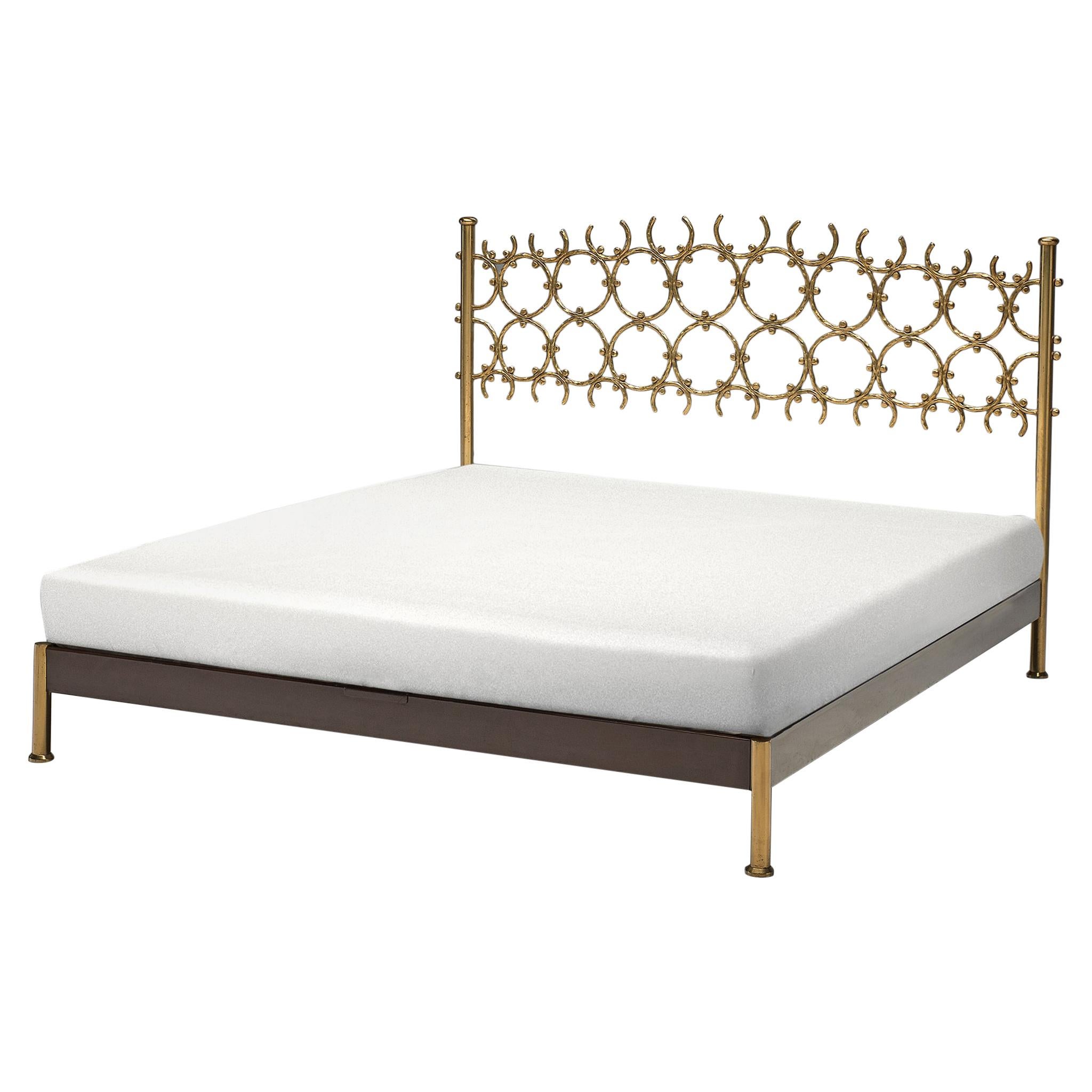 Osvaldo Borsani & Arnaldo Pomodoro Elegant Bed with Brass Details