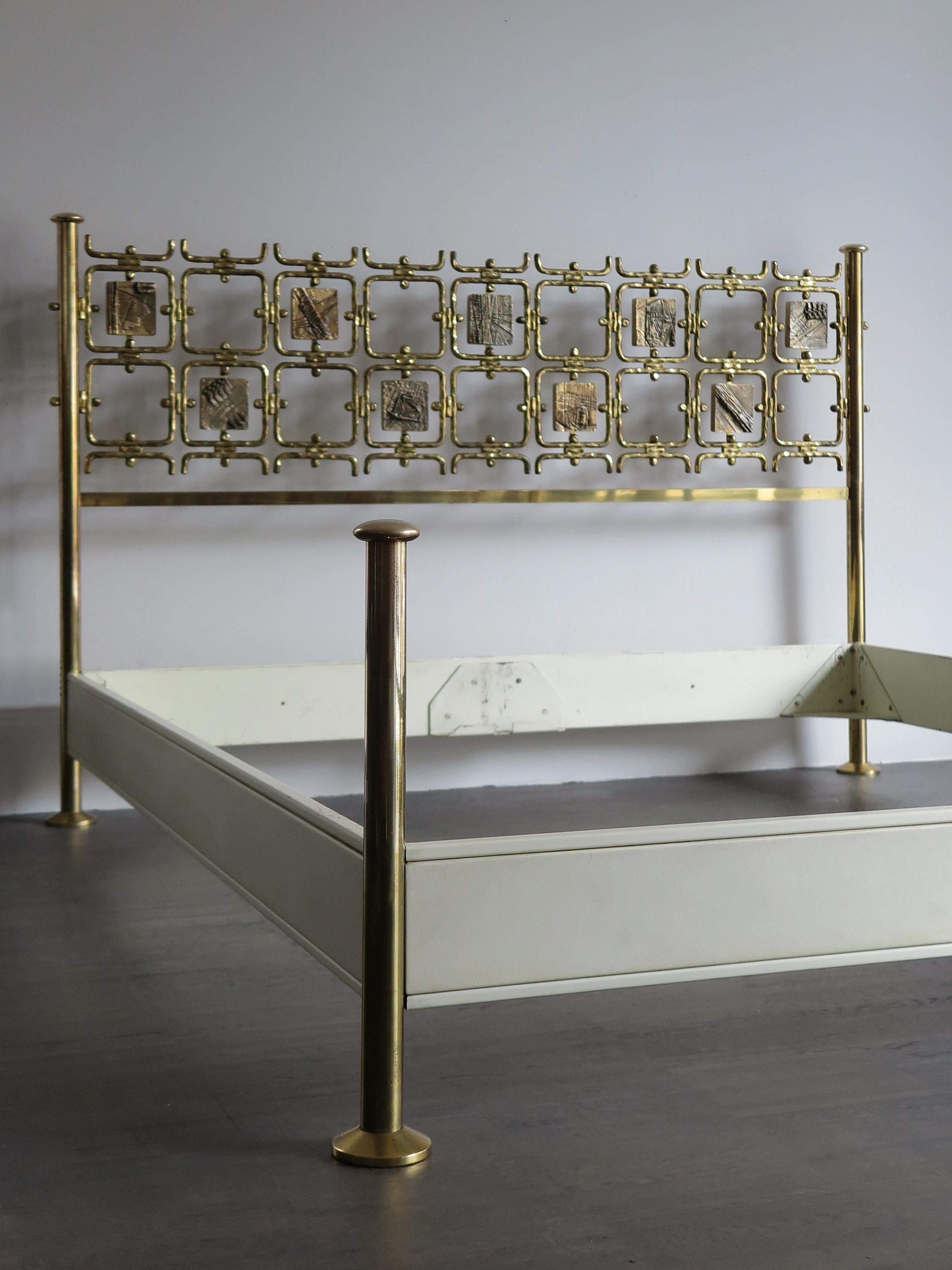 Mid-Century Modern Osvaldo Borsani & Arnaldo Pomodoro for Tecno Italian Brass Bed, 1950s