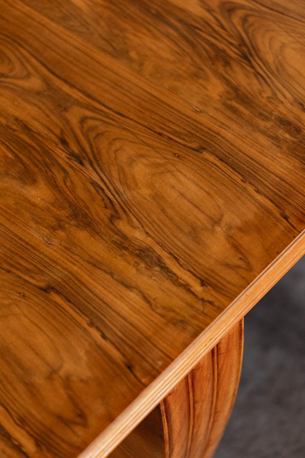 Wood Osvaldo Borsani Art Deco Dining Table for Arredamenti Borsani Varedo, 1935 For Sale