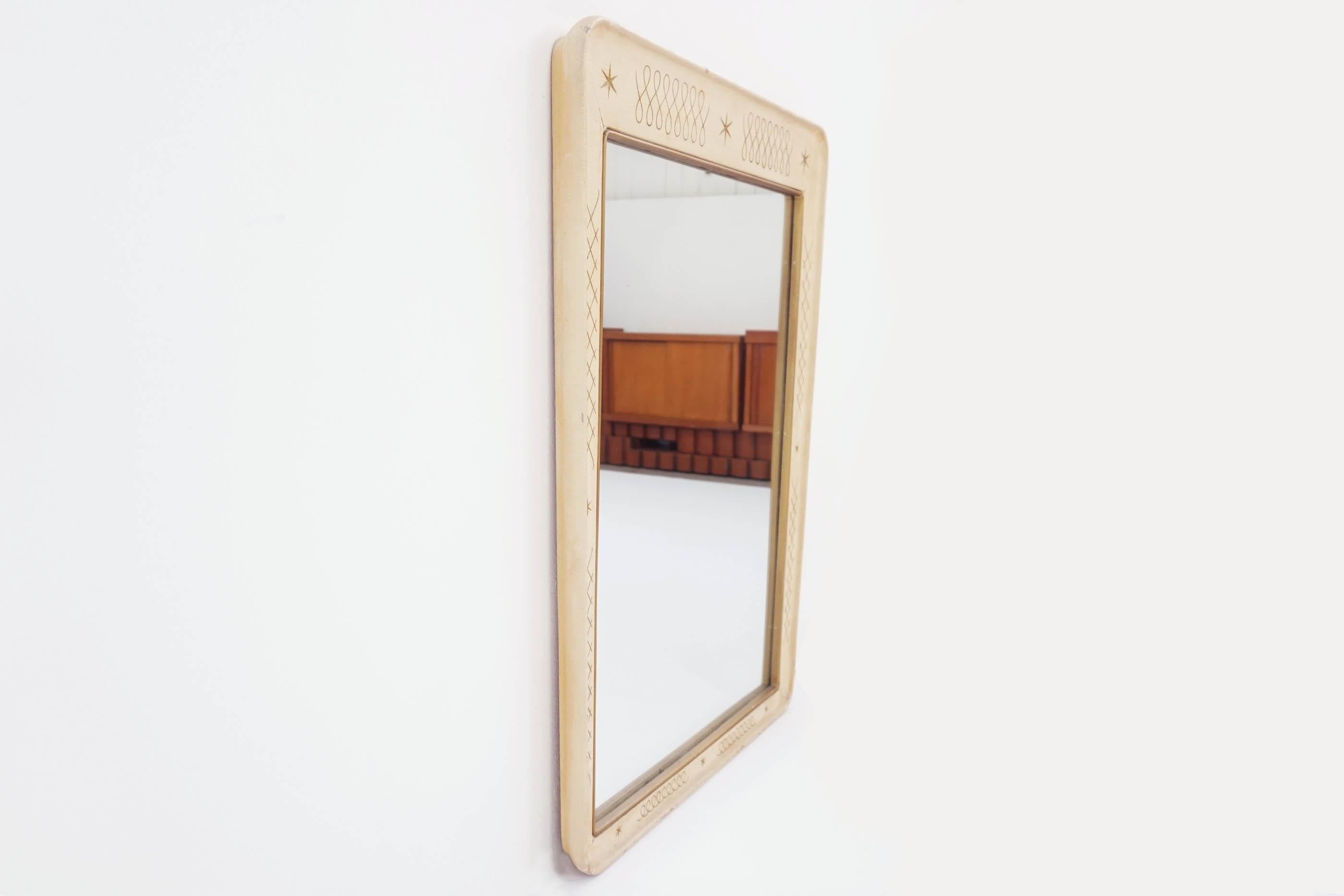 Mid-Century Modern Osvaldo Borsani, Atelier Mirror 1950, Turned Lacqued Wood with Engraved Stars For Sale